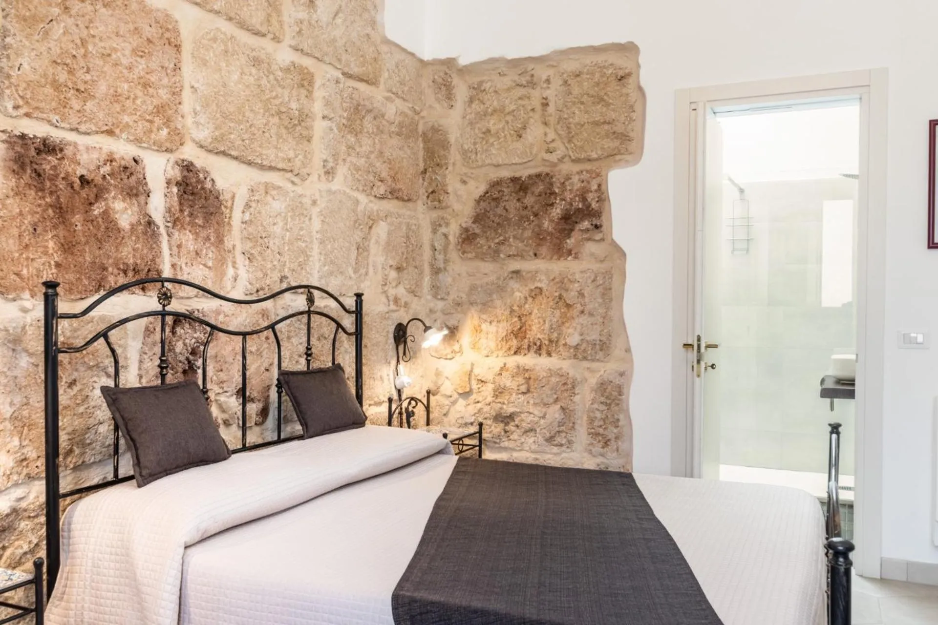 Bed in Morfeo Charming Rooms & Relax