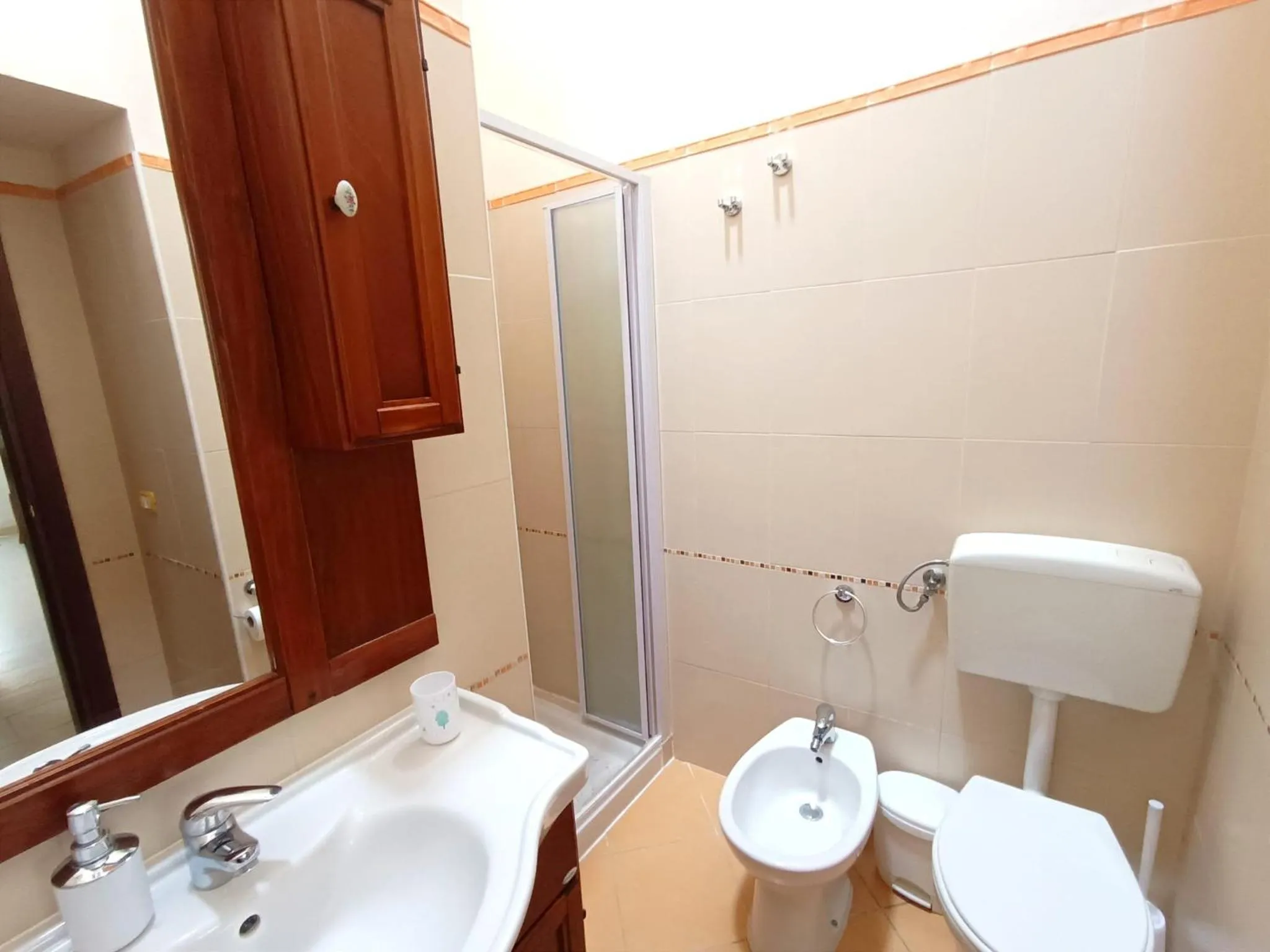 Shower in Morfeo Charming Rooms & Relax