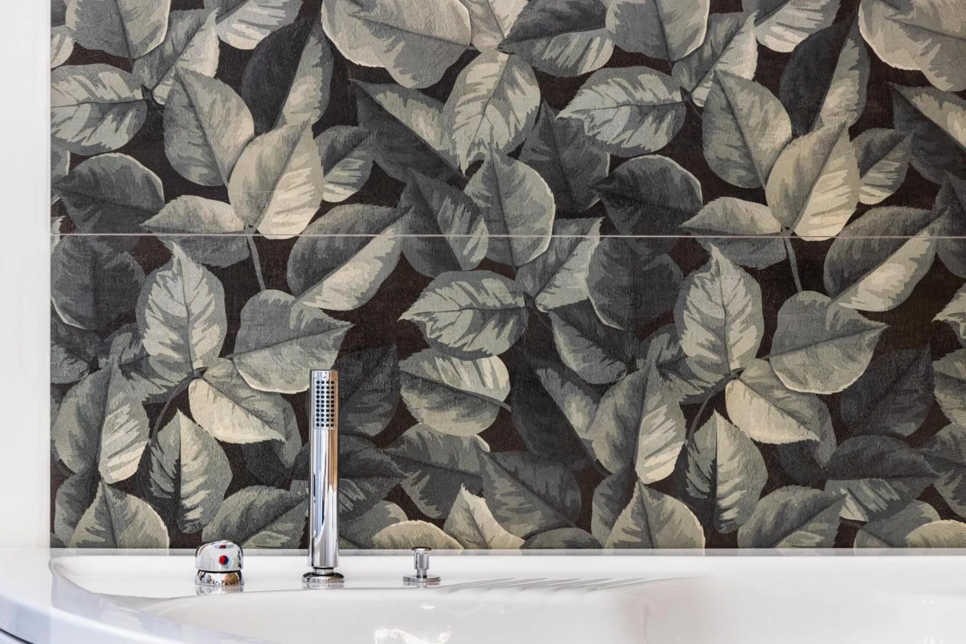 Hot Tub in Morfeo Charming Rooms & Relax