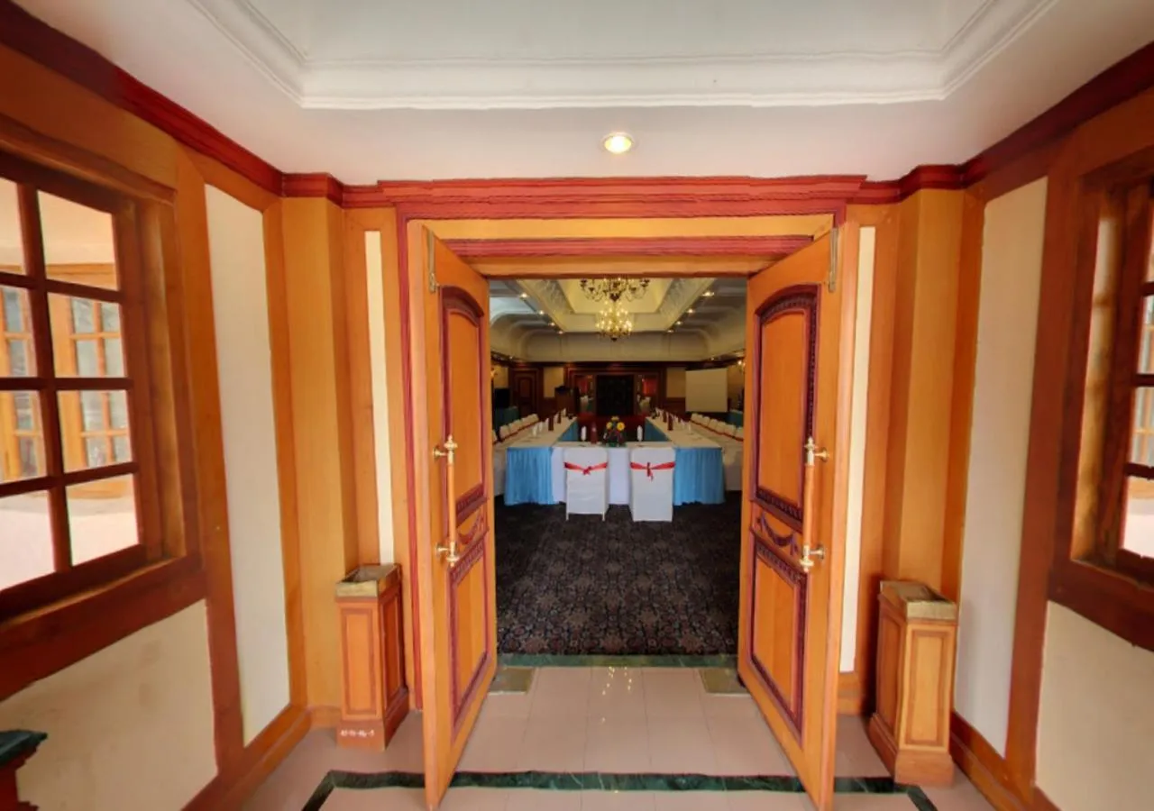 Banquet/Function facilities in KTDC Tea county