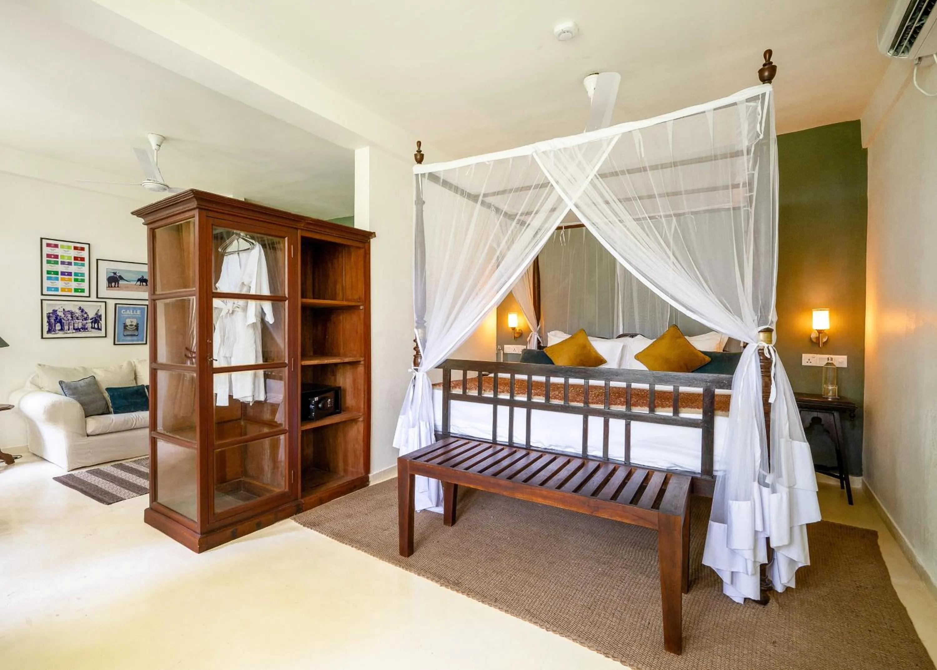 Bed in The Sun House