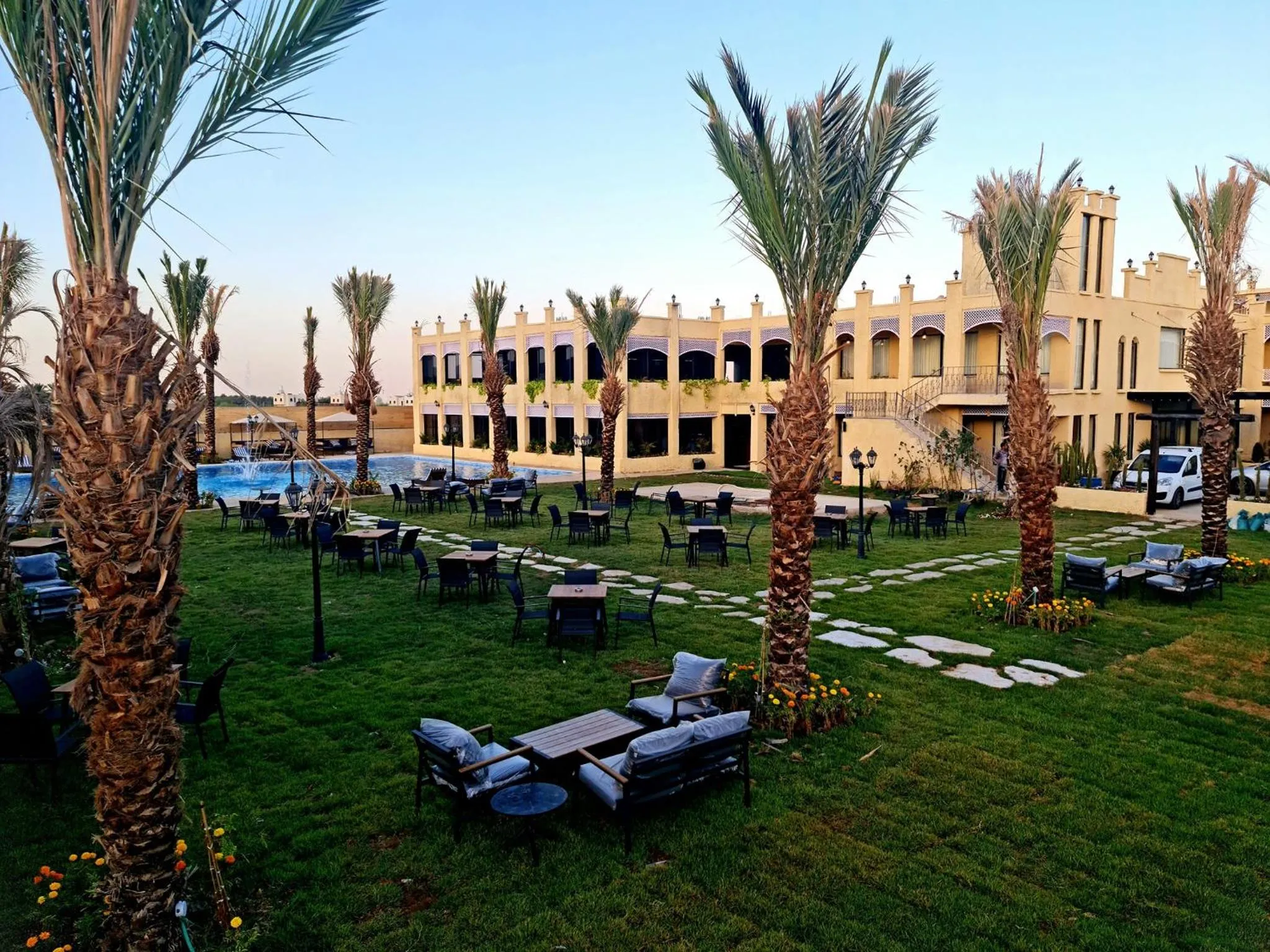 Garden in Qasr alnkheel resort and hotel