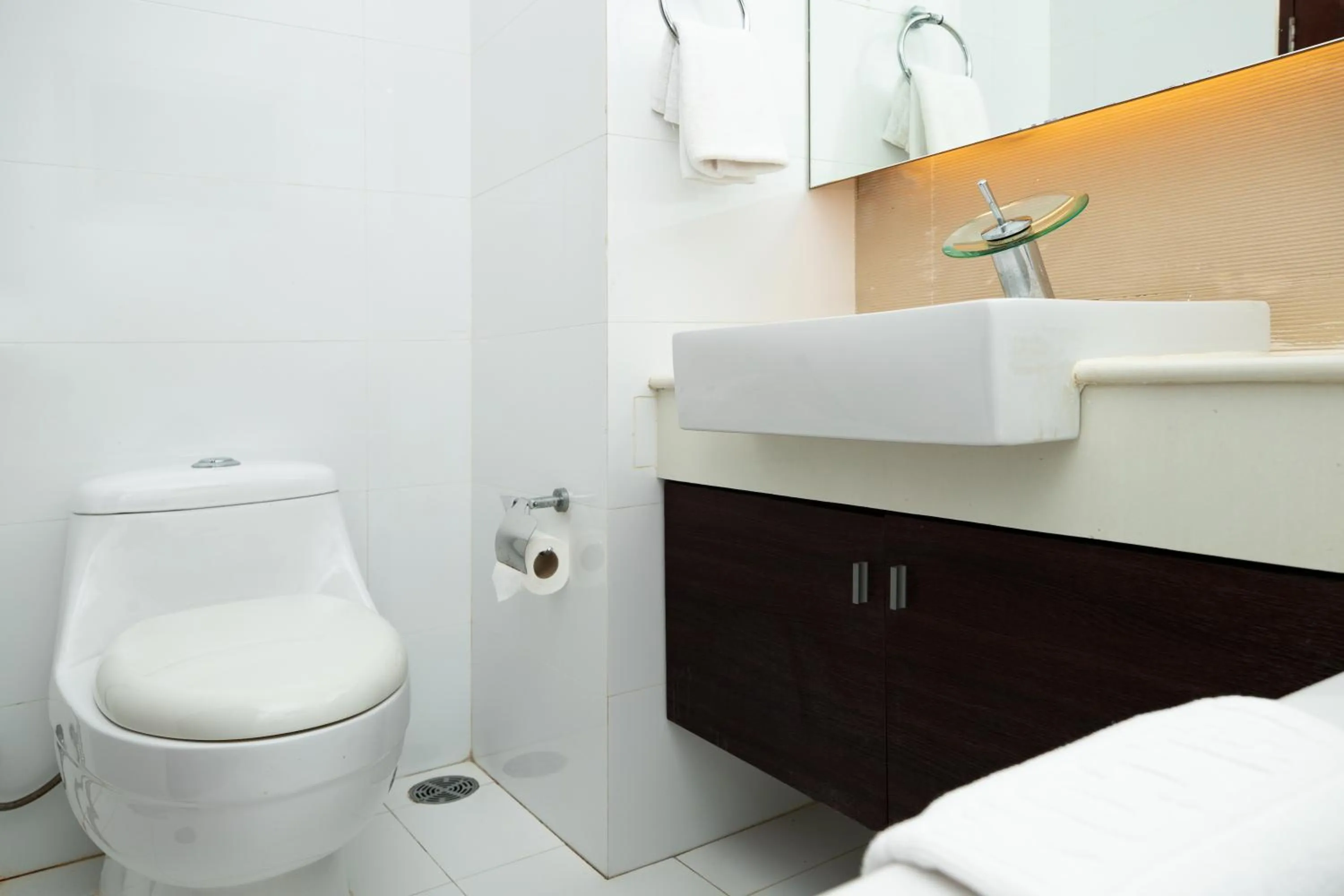 Toilet in iCheck inn Residences Patong