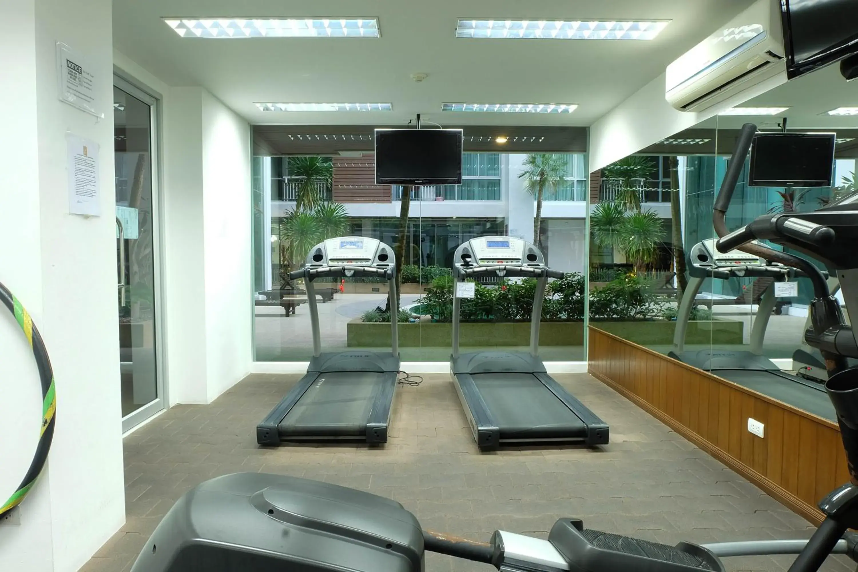 Fitness centre/facilities in iCheck inn Residences Patong Fitness centre/facilities in iCheck inn Residences Patong