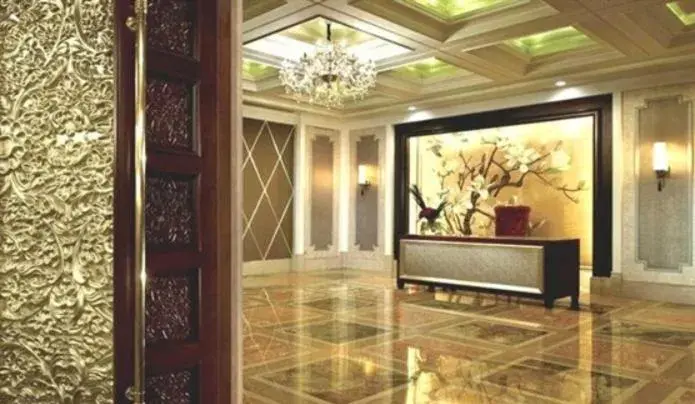 Lobby or reception in Ramada Plaza Tianlu Hotel Lobby or reception in Ramada Plaza Tianlu Hotel