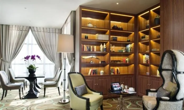 Restaurant/places to eat in Ramada Plaza Tianlu Hotel