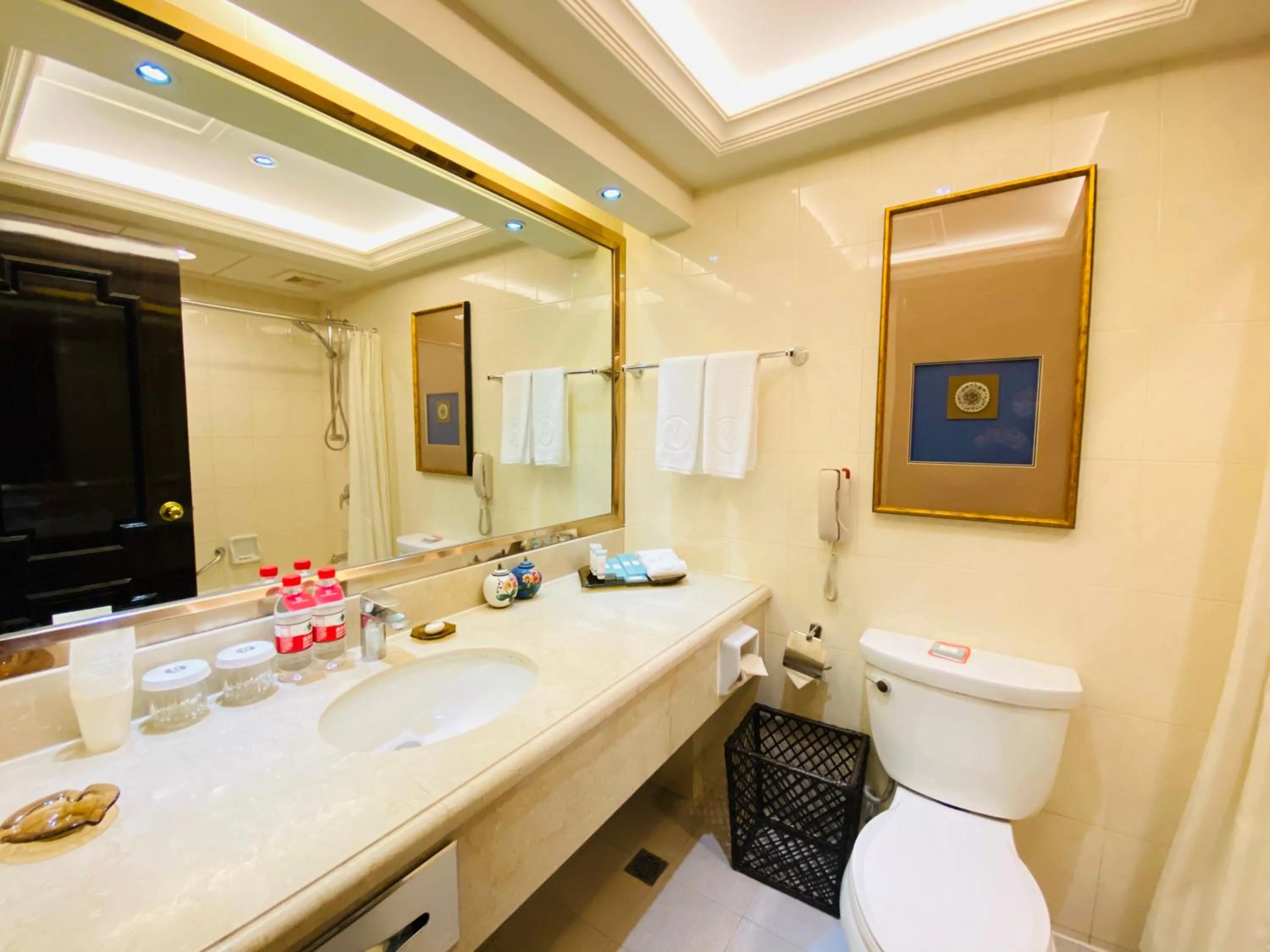 Ramada Plaza Tianlu Hotel