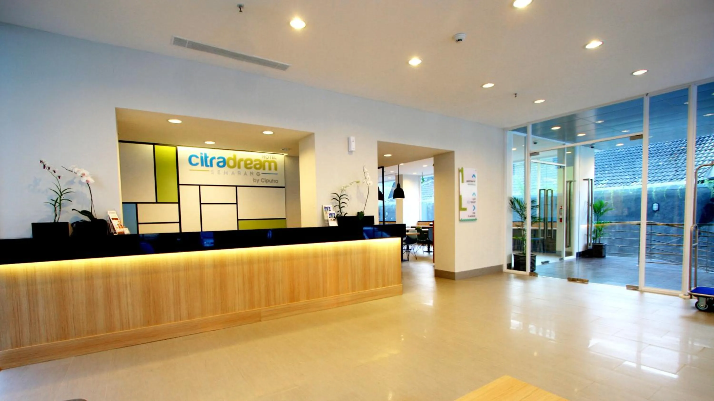 Lobby or reception in Hotel Citradream Semarang