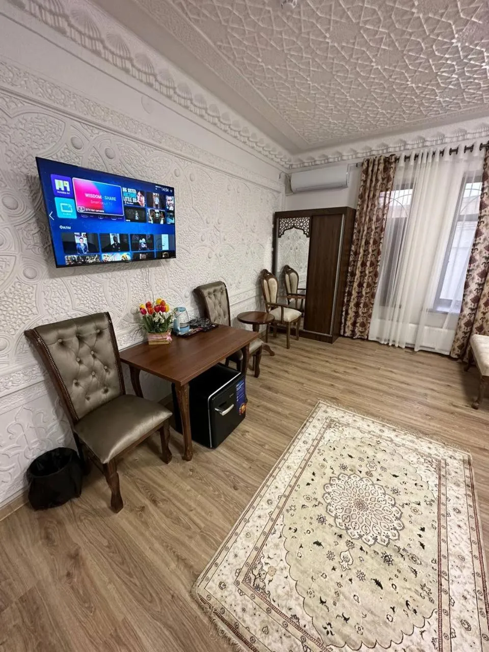 Coffee/tea facilities in AMIRAN Boutique