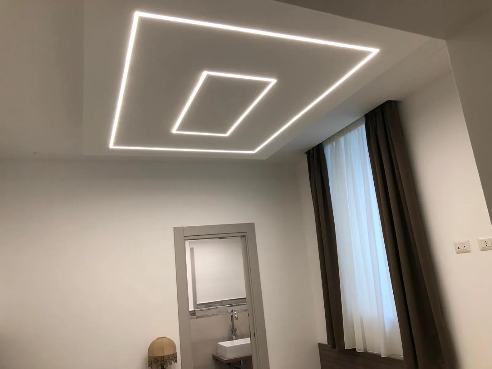 Toilet in Maison D'Art