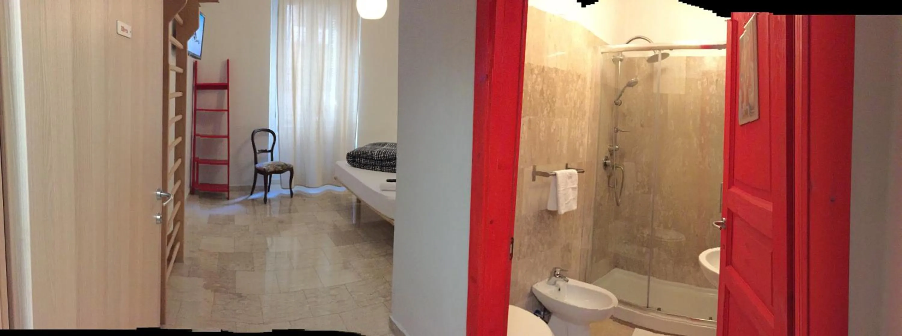 Bathroom in Roma Art Rooms