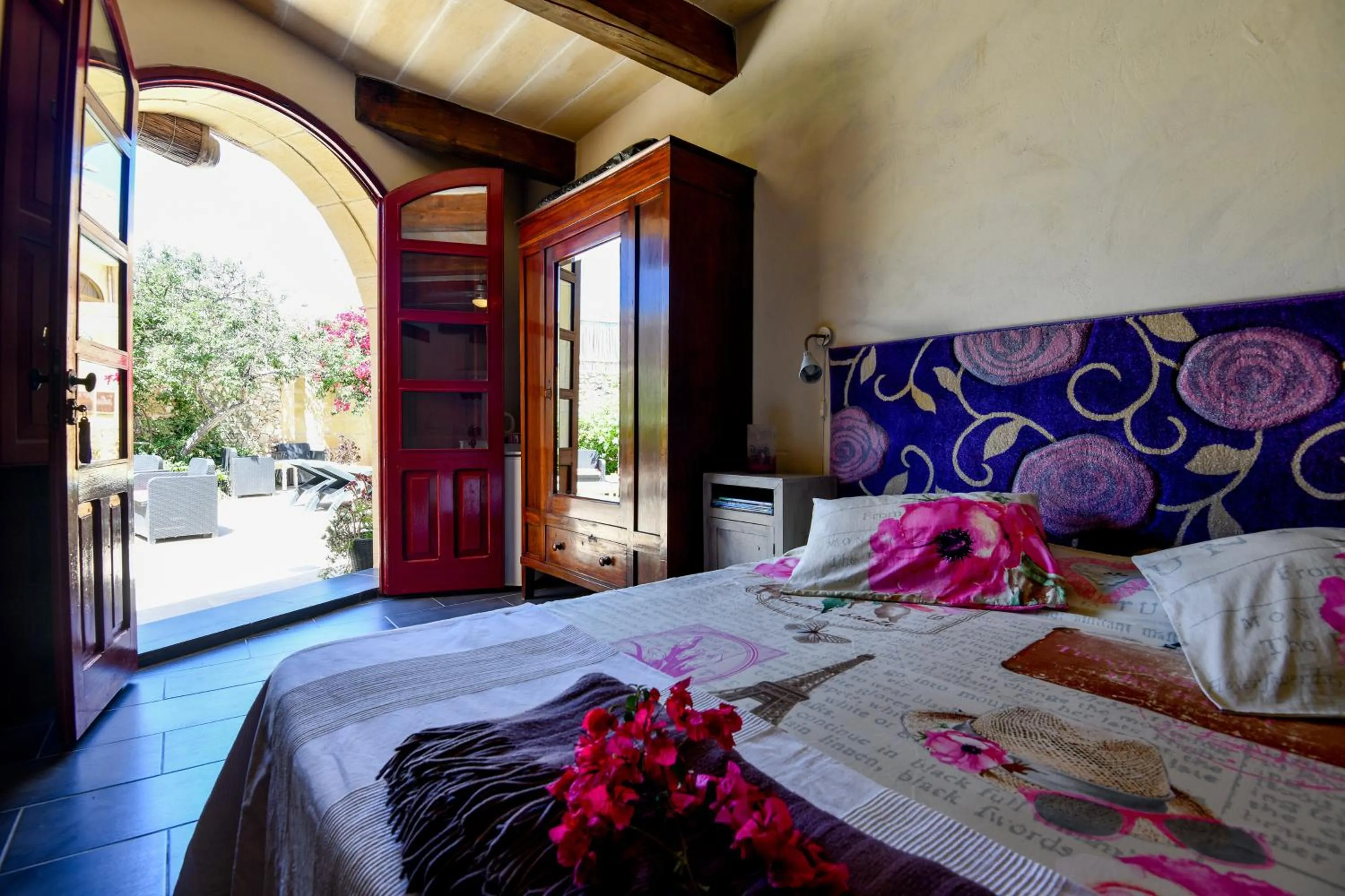 Bedroom, Bed in Charming B&B Dar Ta Zeppi