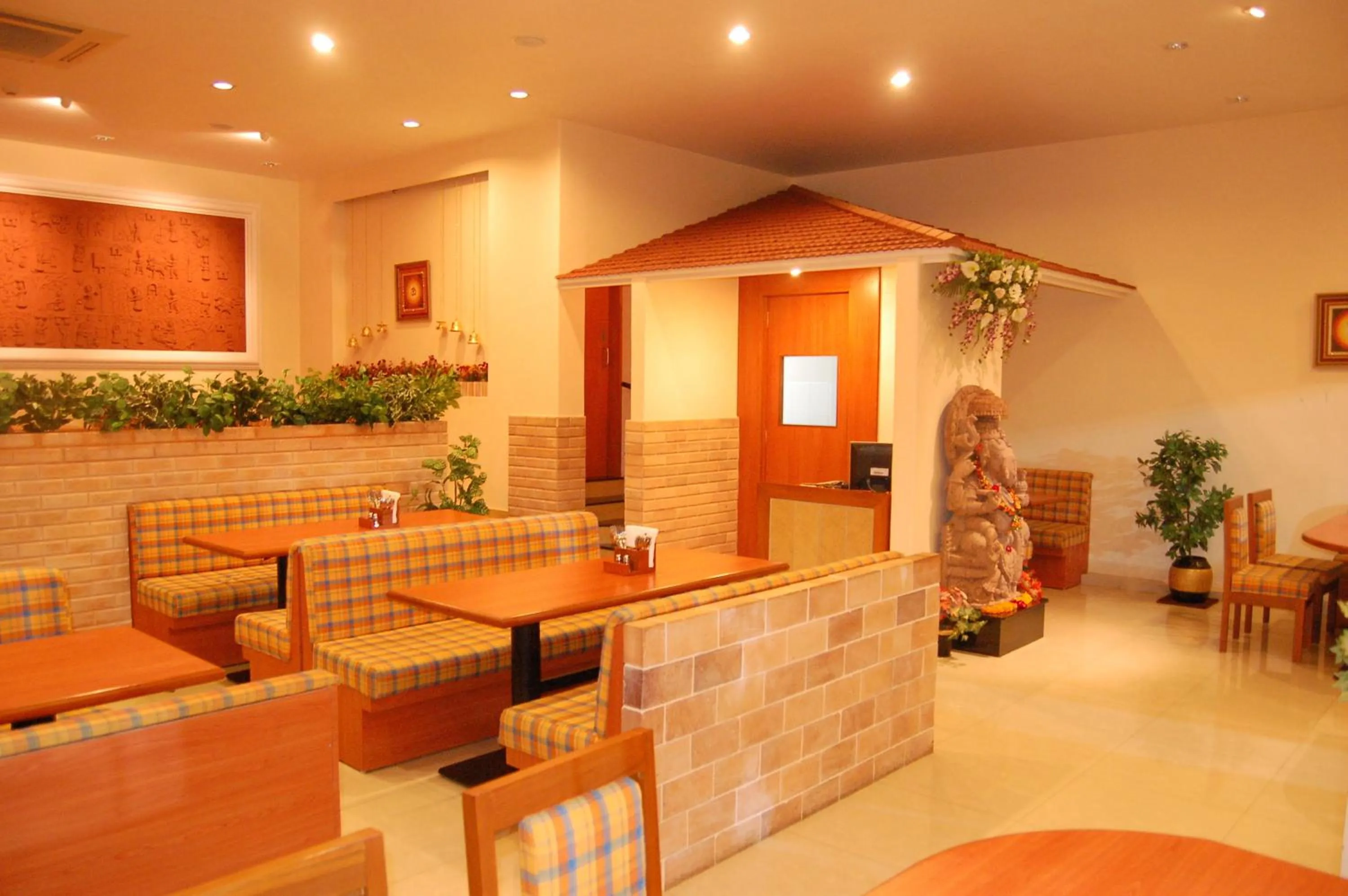 Restaurant/places to eat in The Grand Regency