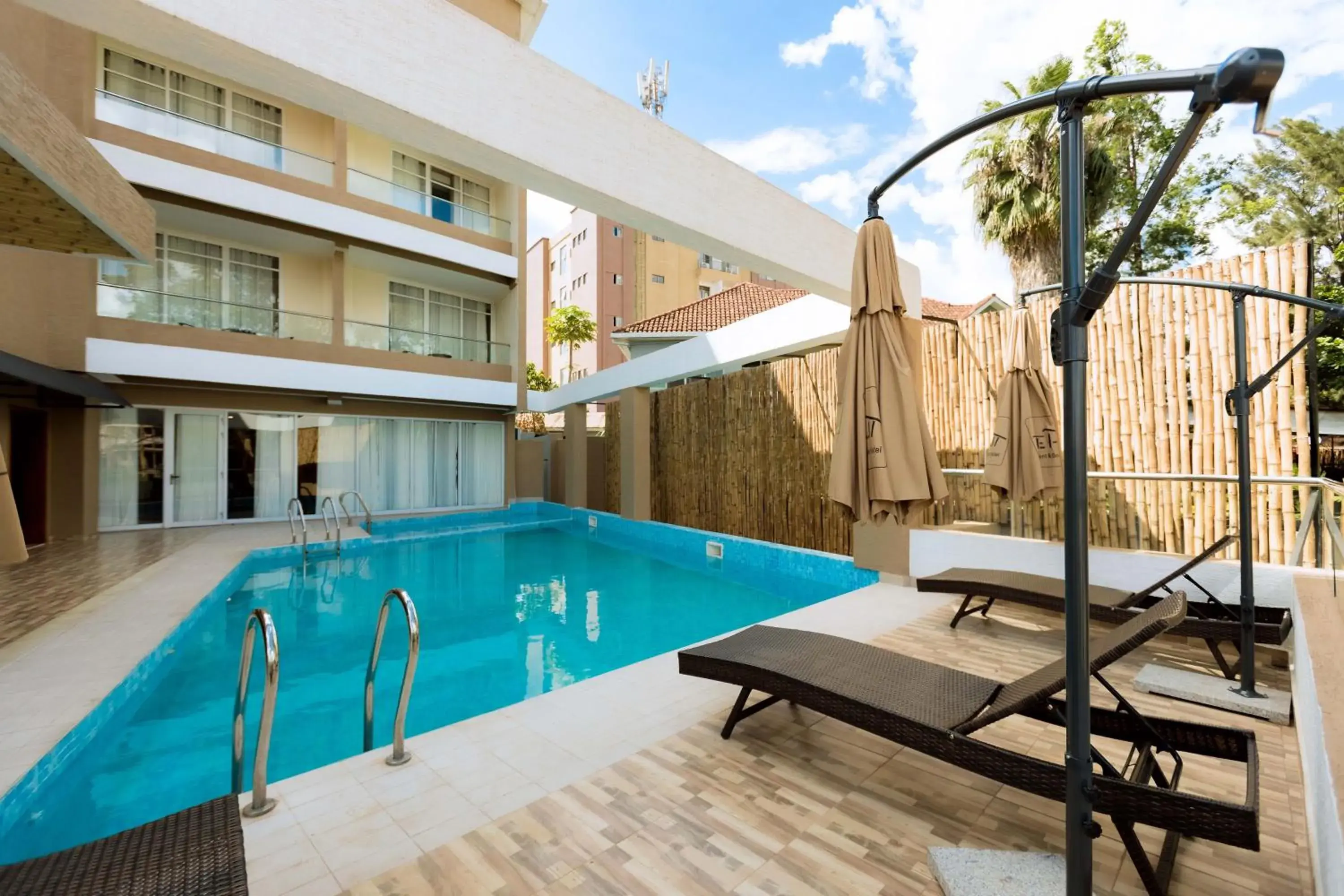 Swimming pool in The Hut Restaurant & Boutique Hotel Swimming pool in The Hut Restaurant & Boutique Hotel