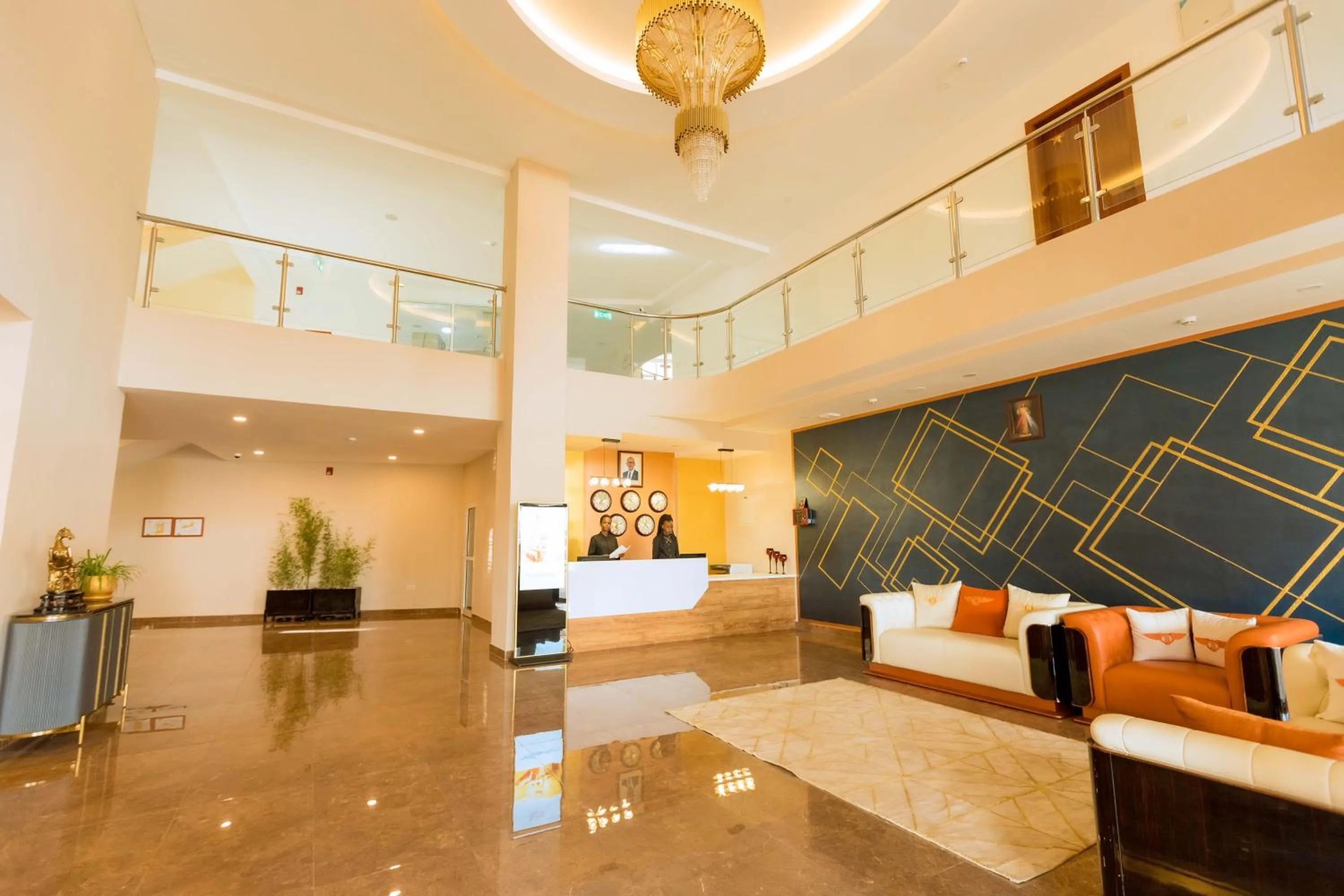 The Hut Restaurant & Boutique Hotel