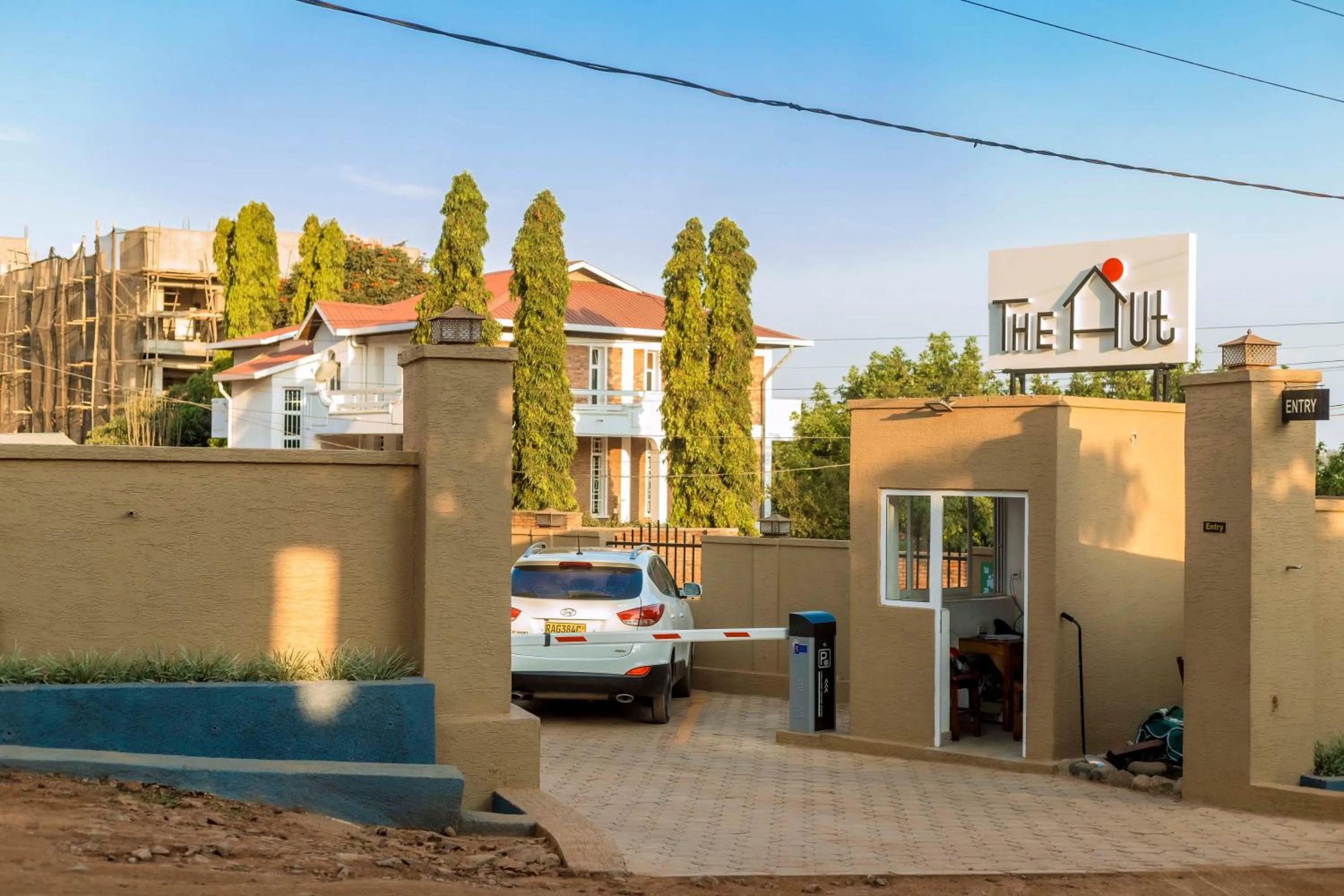 The Hut Restaurant & Boutique Hotel