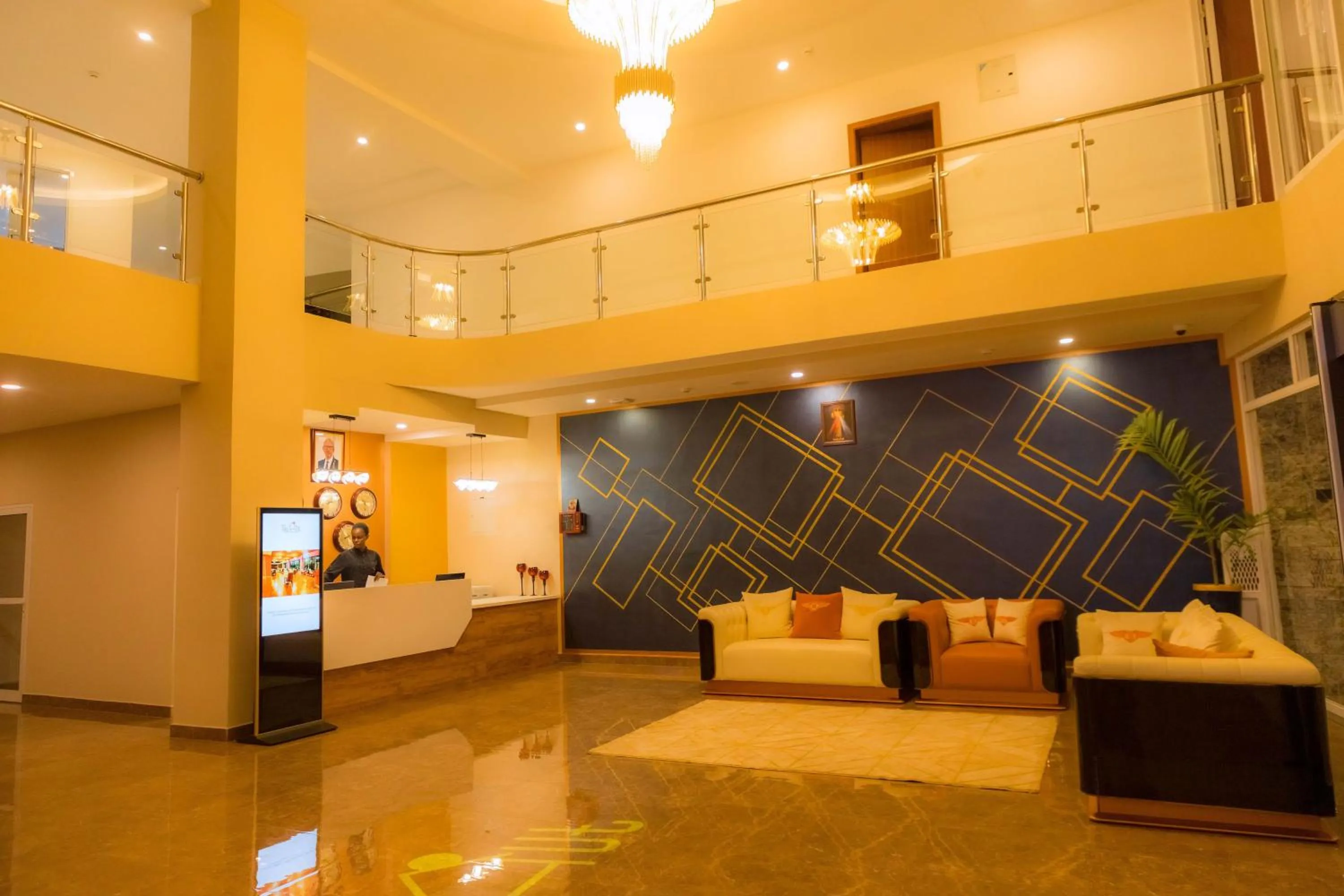 The Hut Restaurant & Boutique Hotel