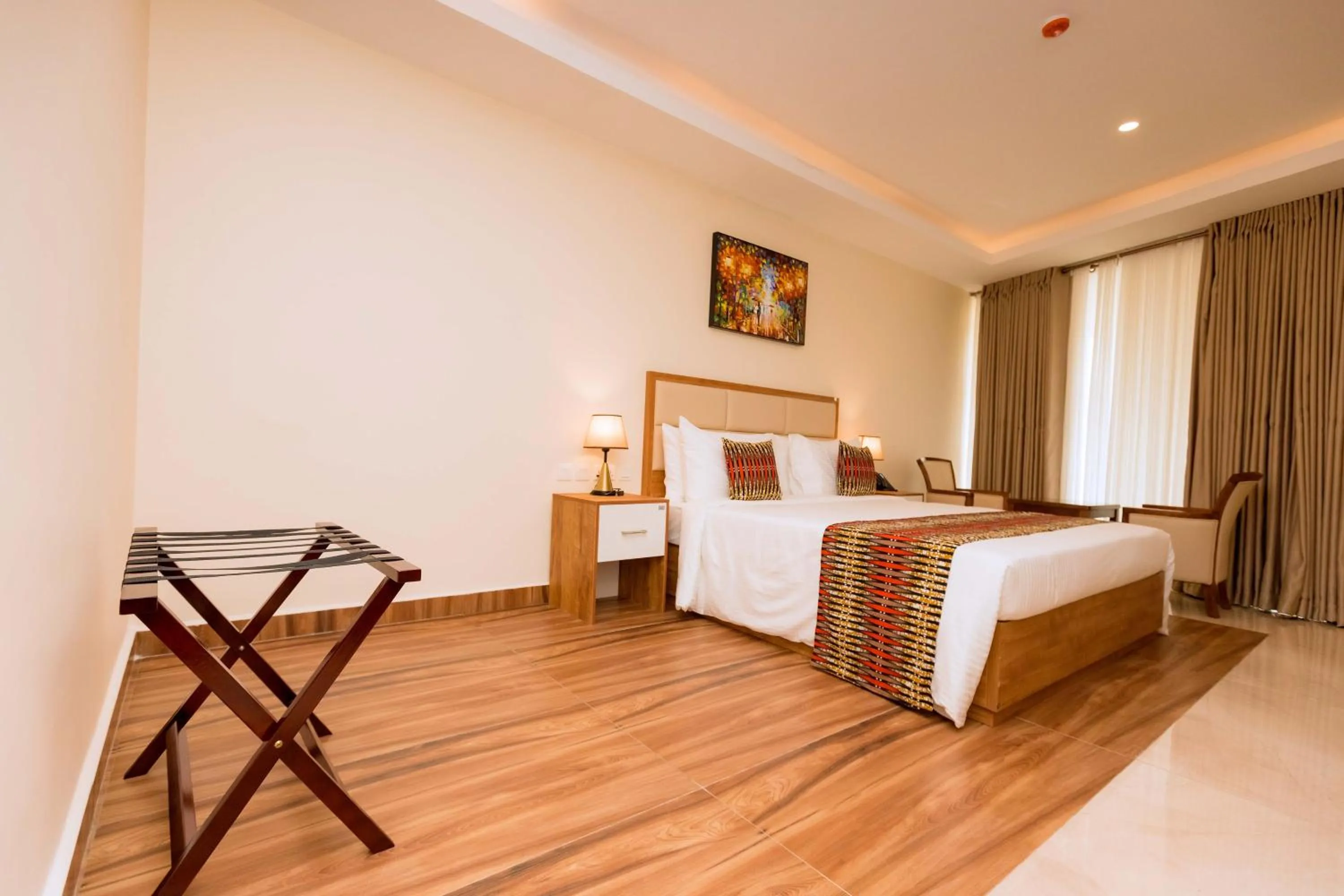 Bed in The Hut Restaurant & Boutique Hotel