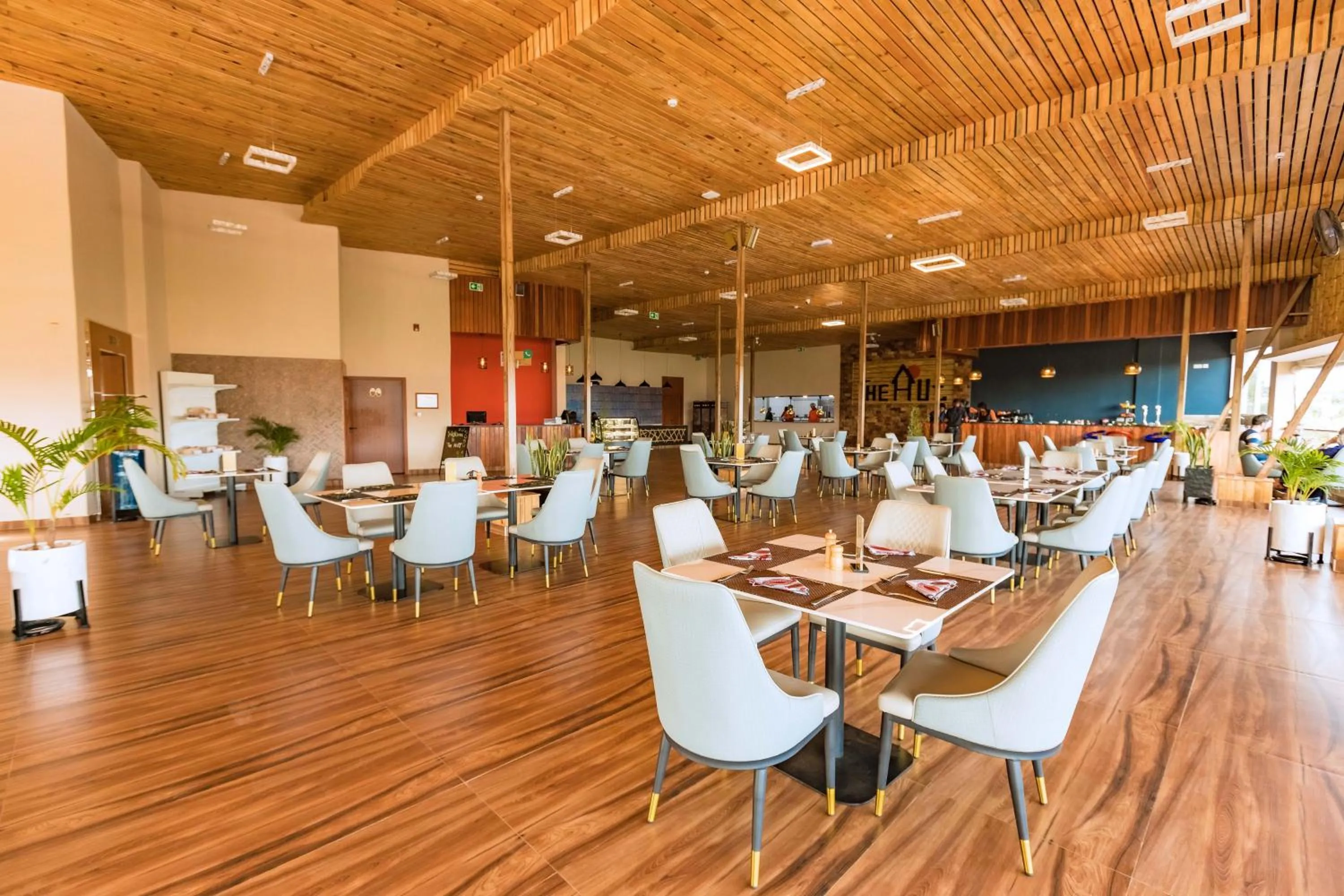 Restaurant/places to eat in The Hut Restaurant & Boutique Hotel