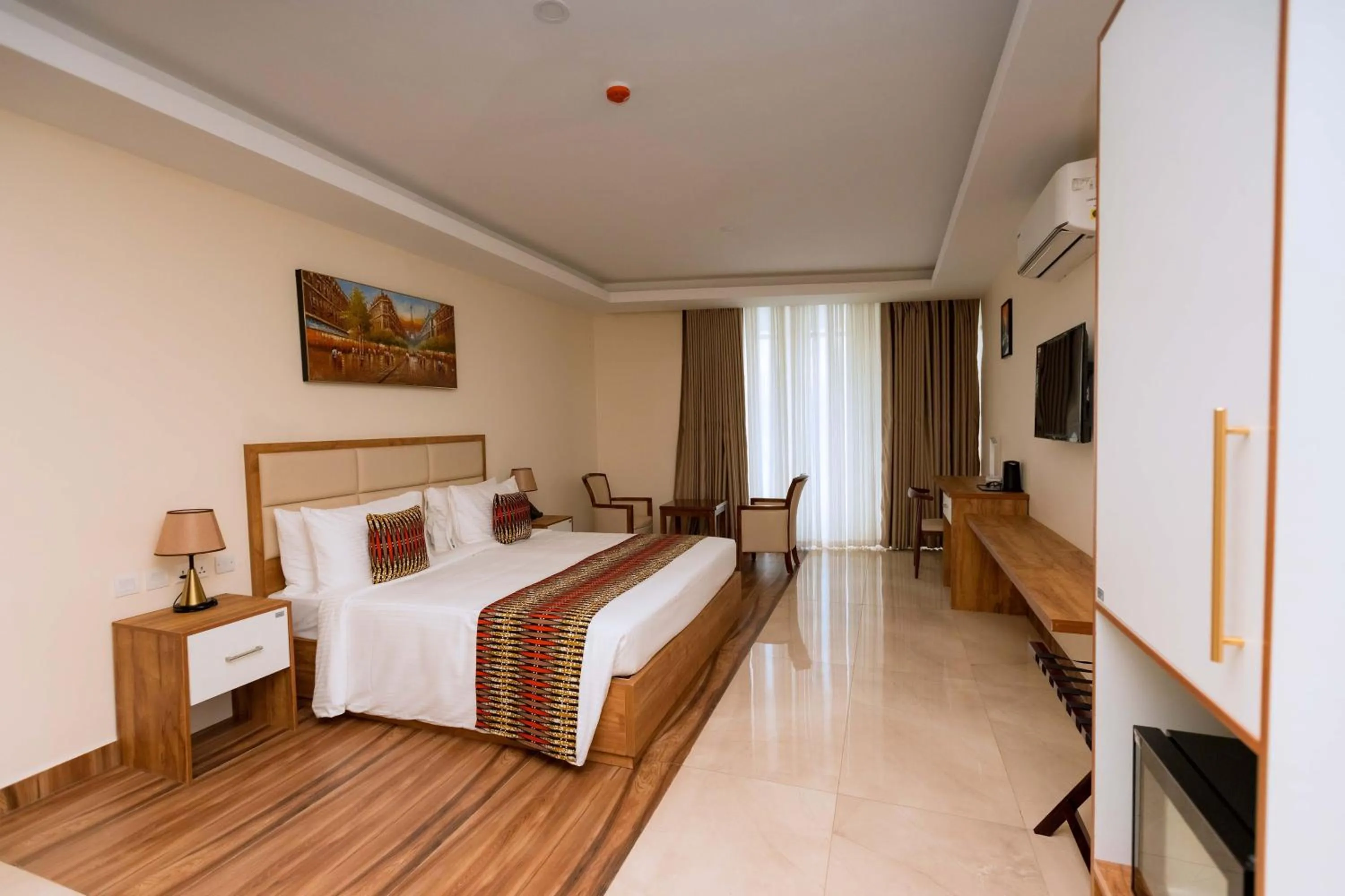 Bedroom, Bed in The Hut Restaurant & Boutique Hotel