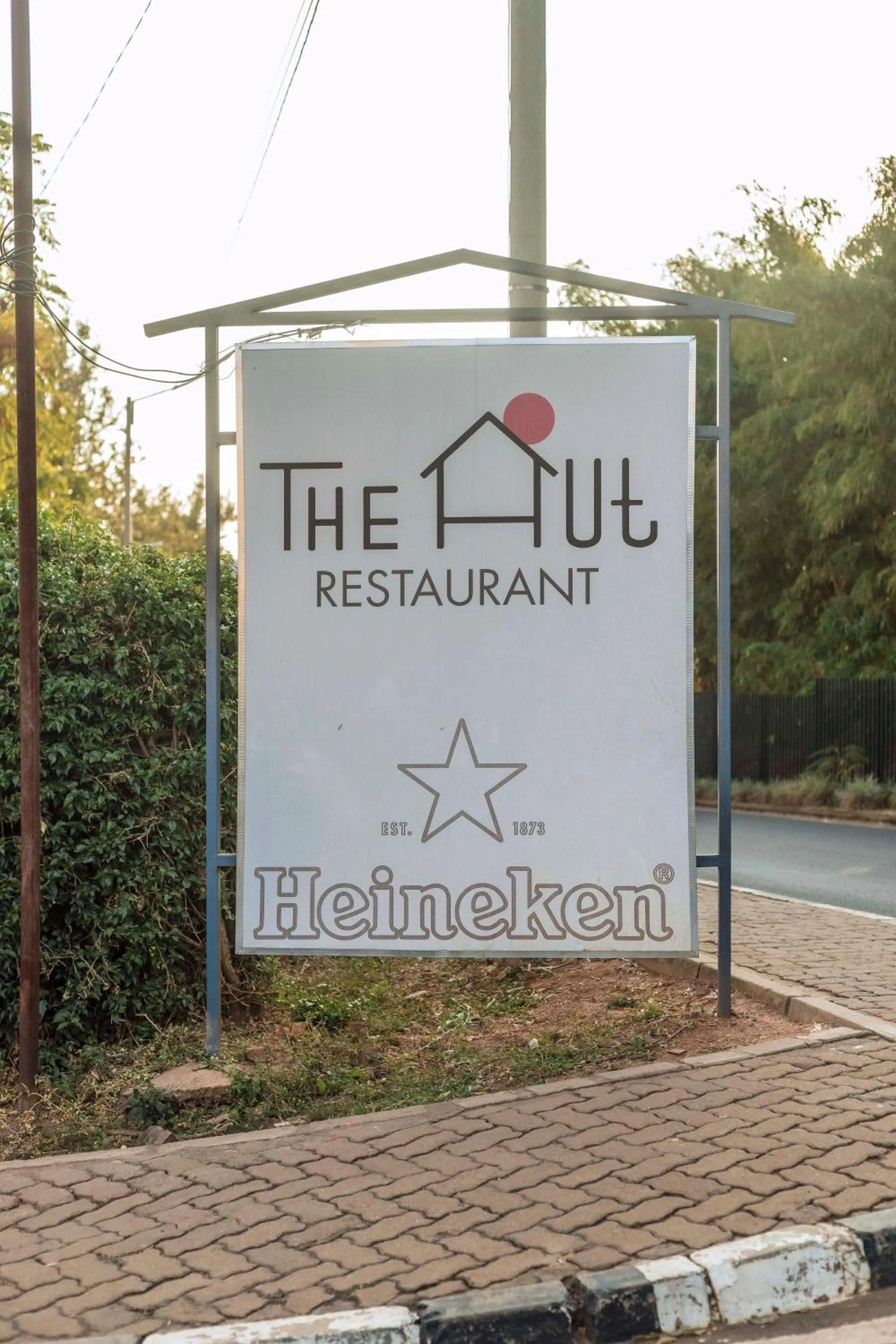 The Hut Restaurant & Boutique Hotel