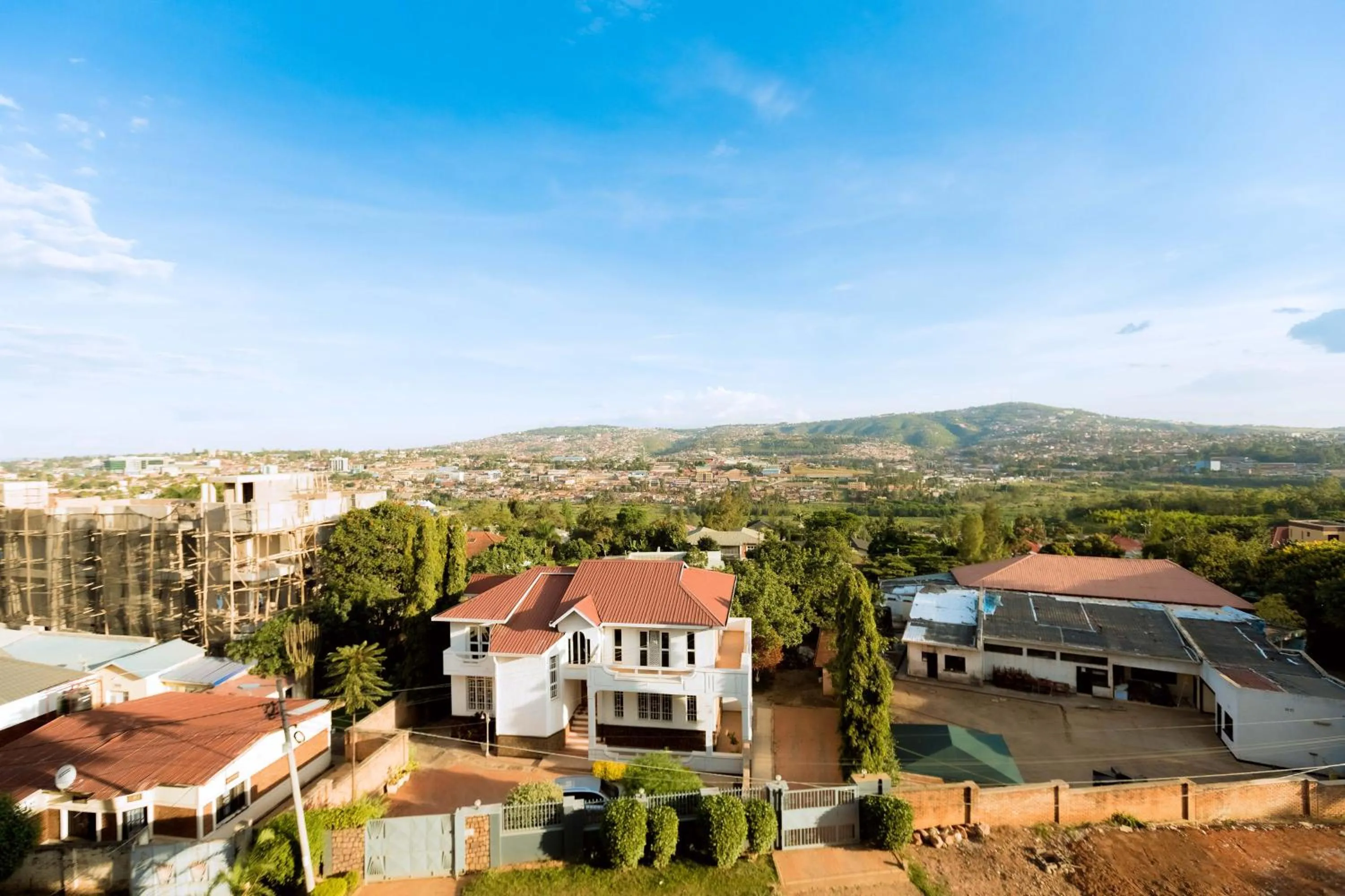 The Hut Restaurant & Boutique Hotel