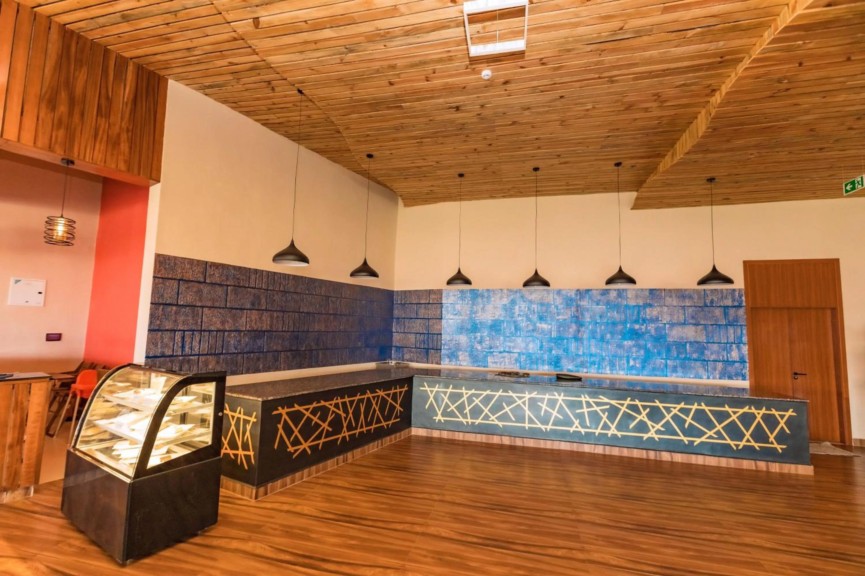 The Hut Restaurant & Boutique Hotel