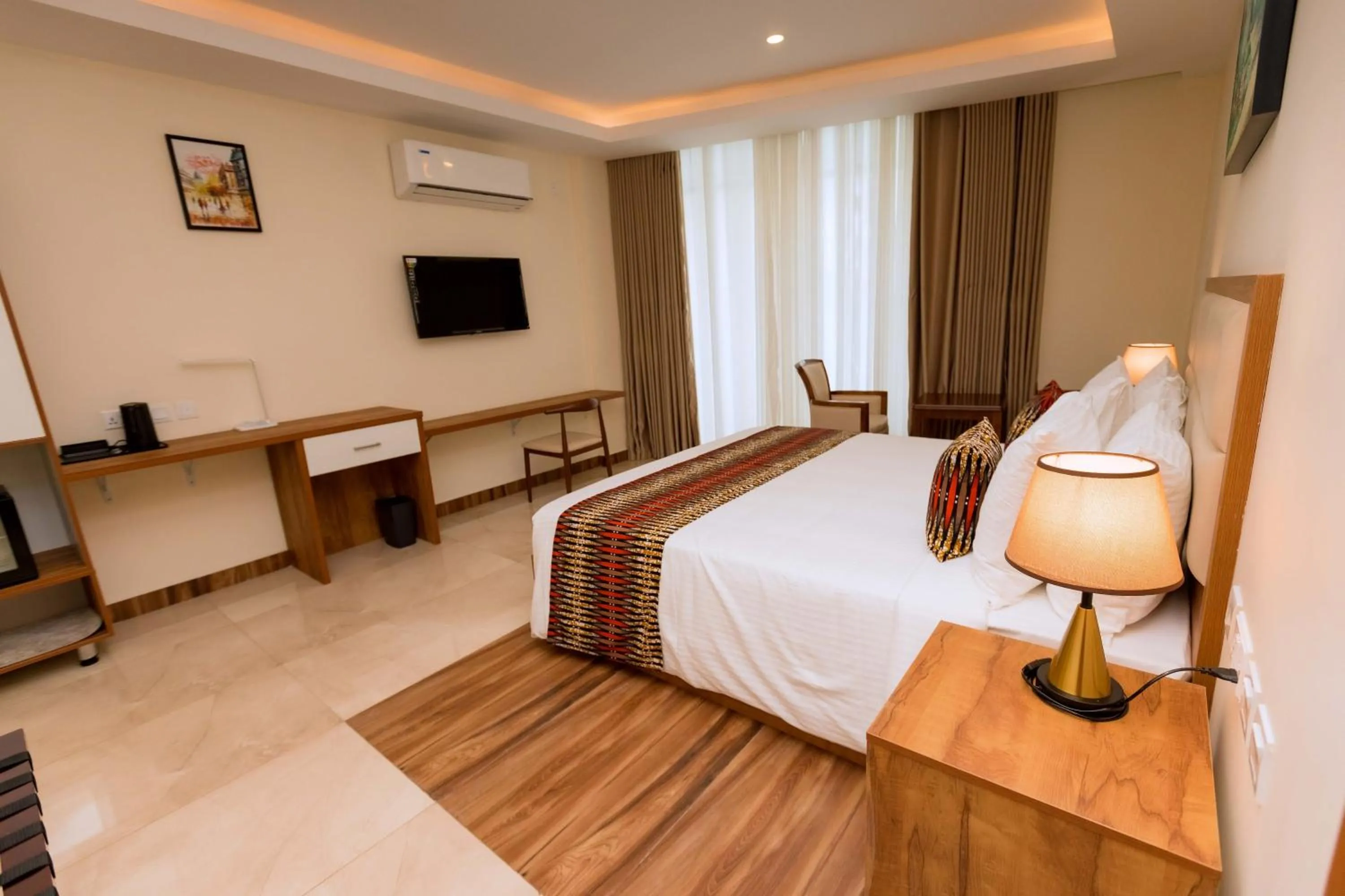 Bed in The Hut Restaurant & Boutique Hotel