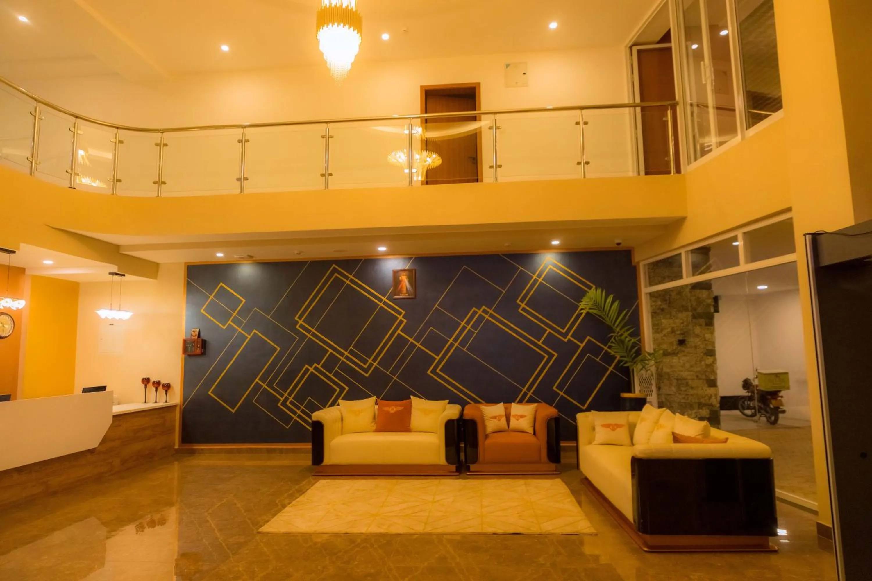 The Hut Restaurant & Boutique Hotel