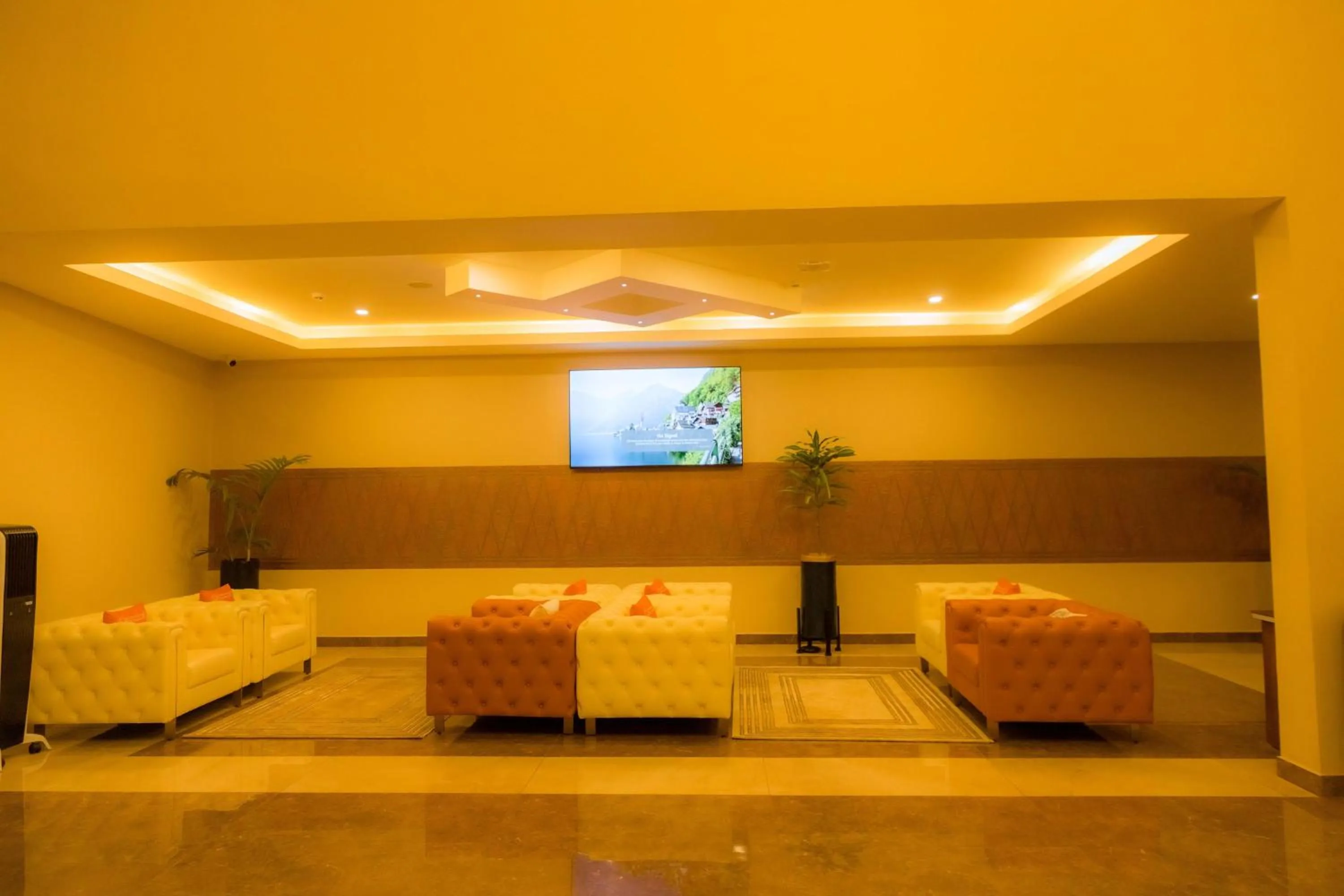 The Hut Restaurant & Boutique Hotel