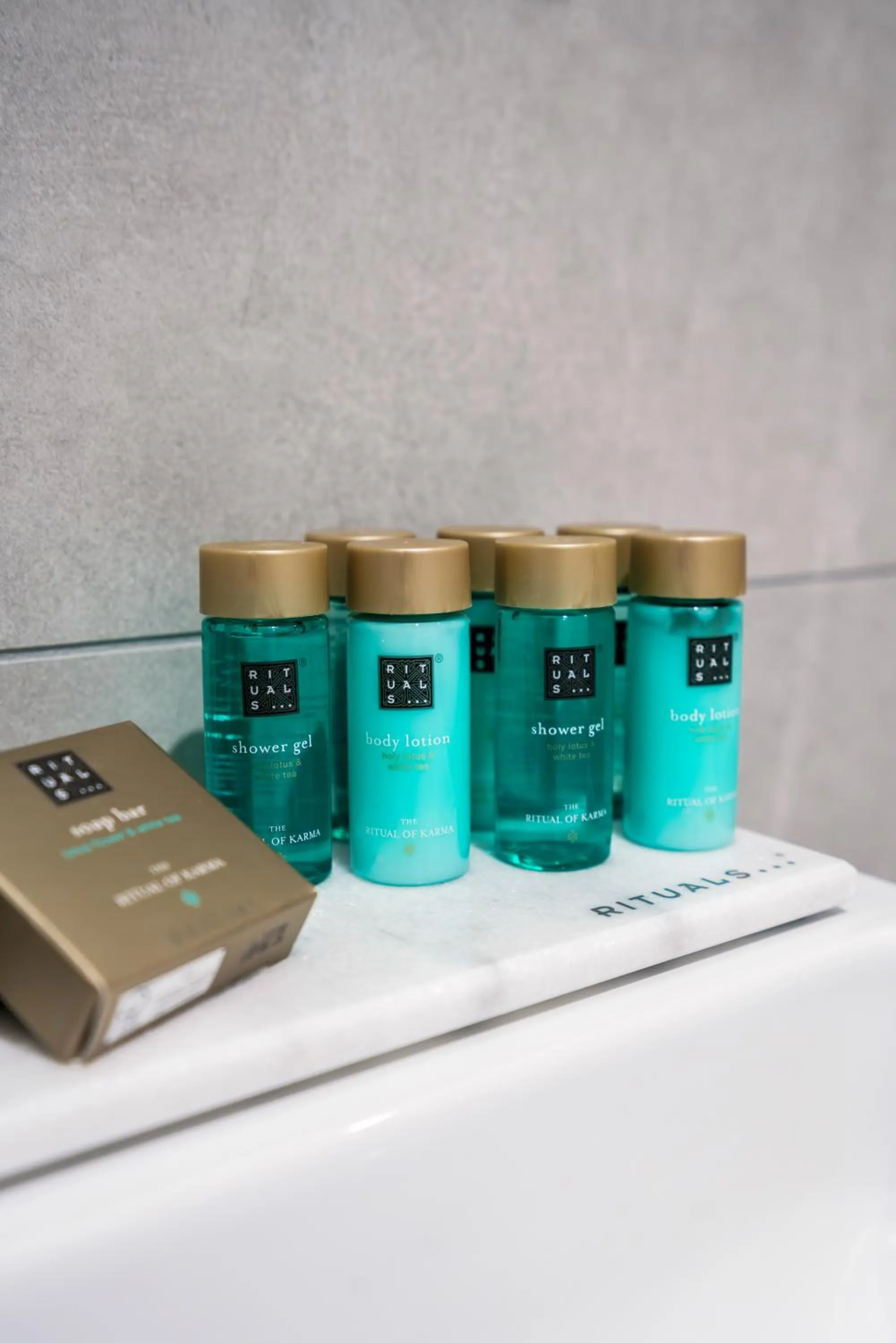 Bathroom in YParc Hôtel