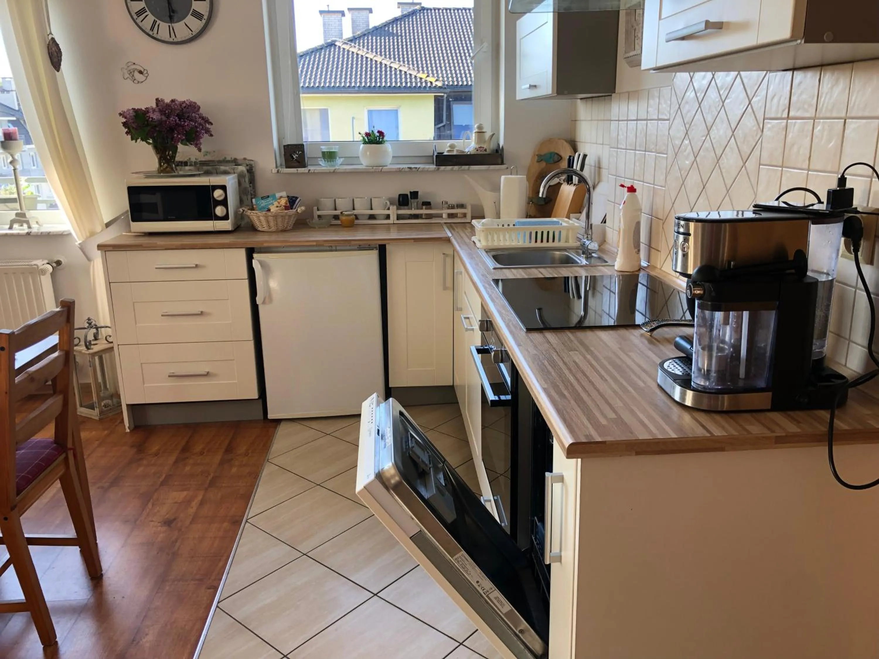 Coffee/tea facilities in Apartament Na Wydmie