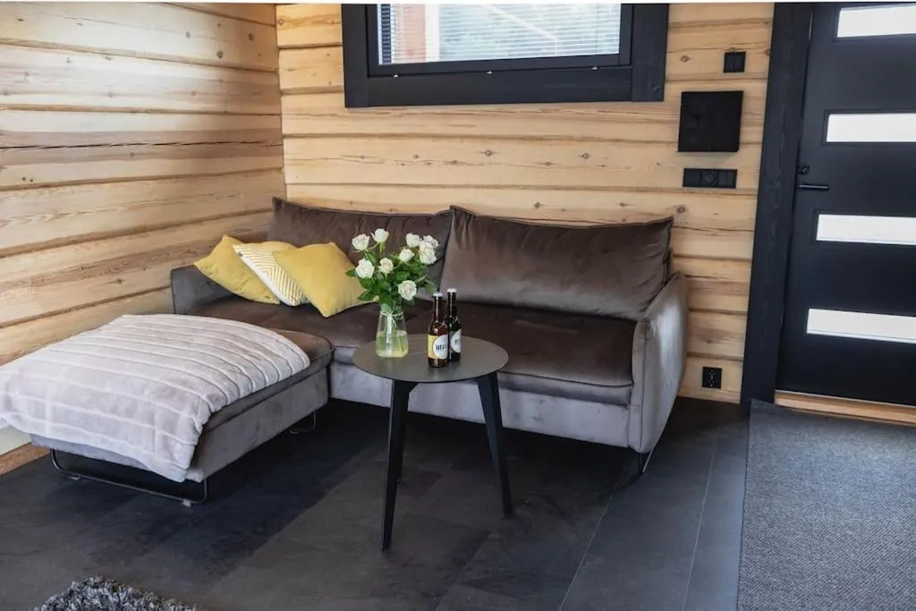Bed in Upea Villa Lapin Kulta hirsihuvila Inarijärven rannalla