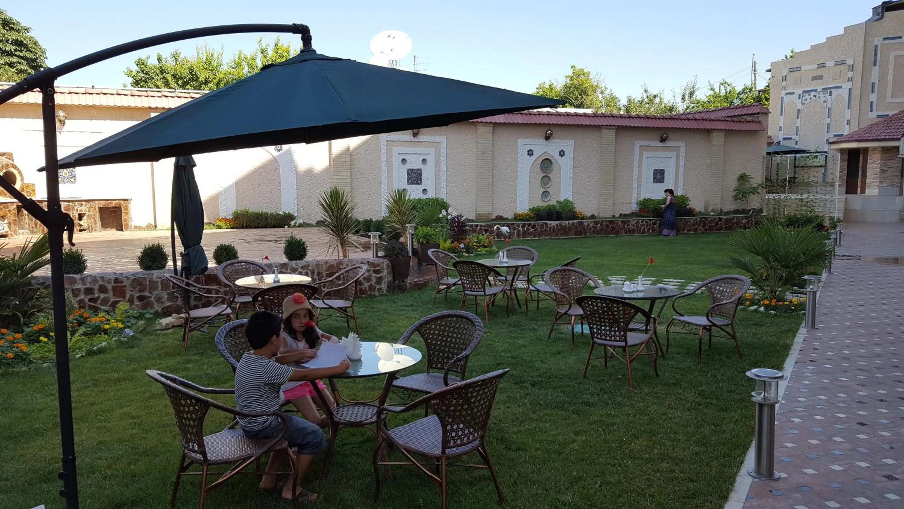 Garden in EmirHan Hotel