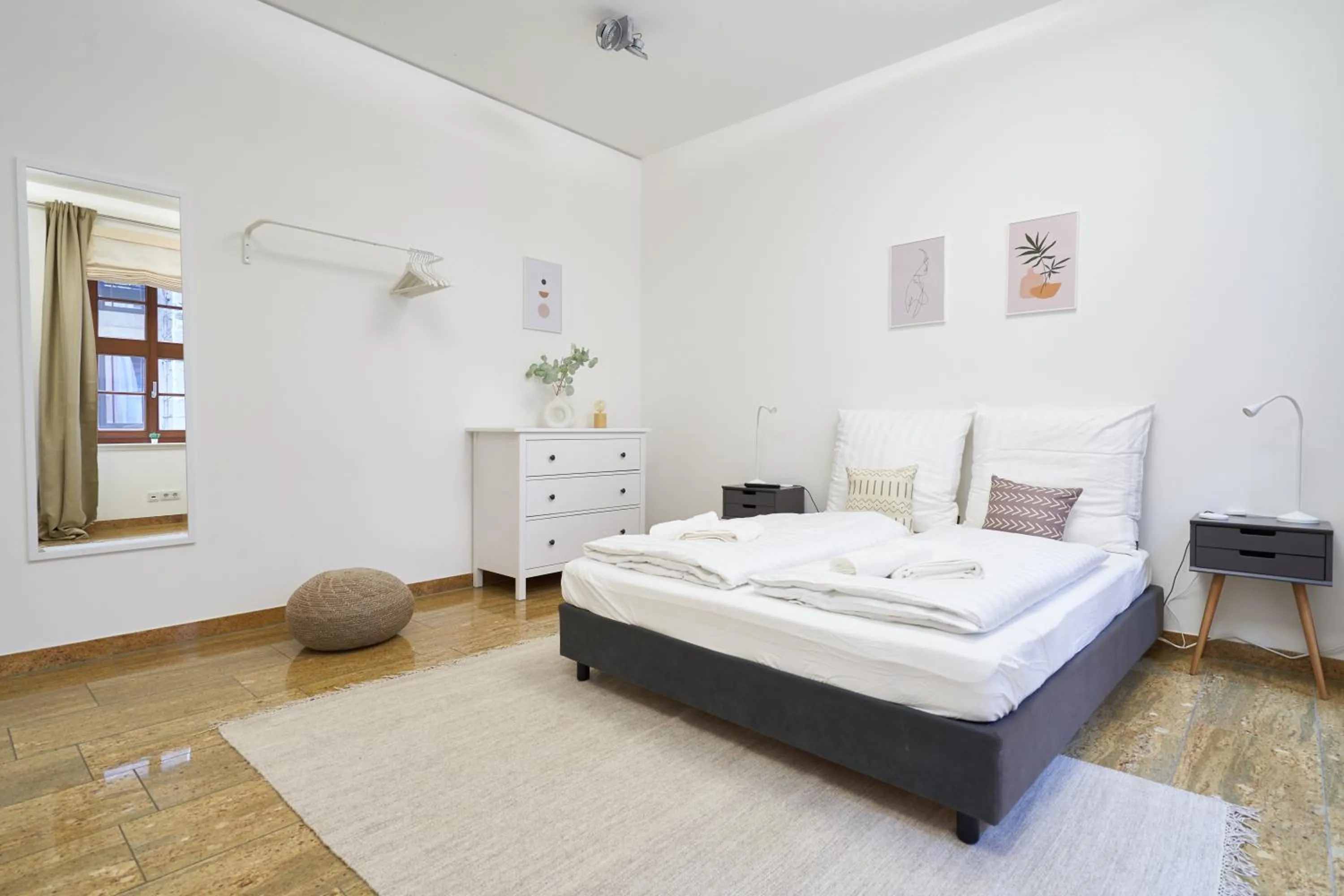 Global Living - Design Apartments I City Center I Balcony I Smart-TV I Kitchen I Dresden