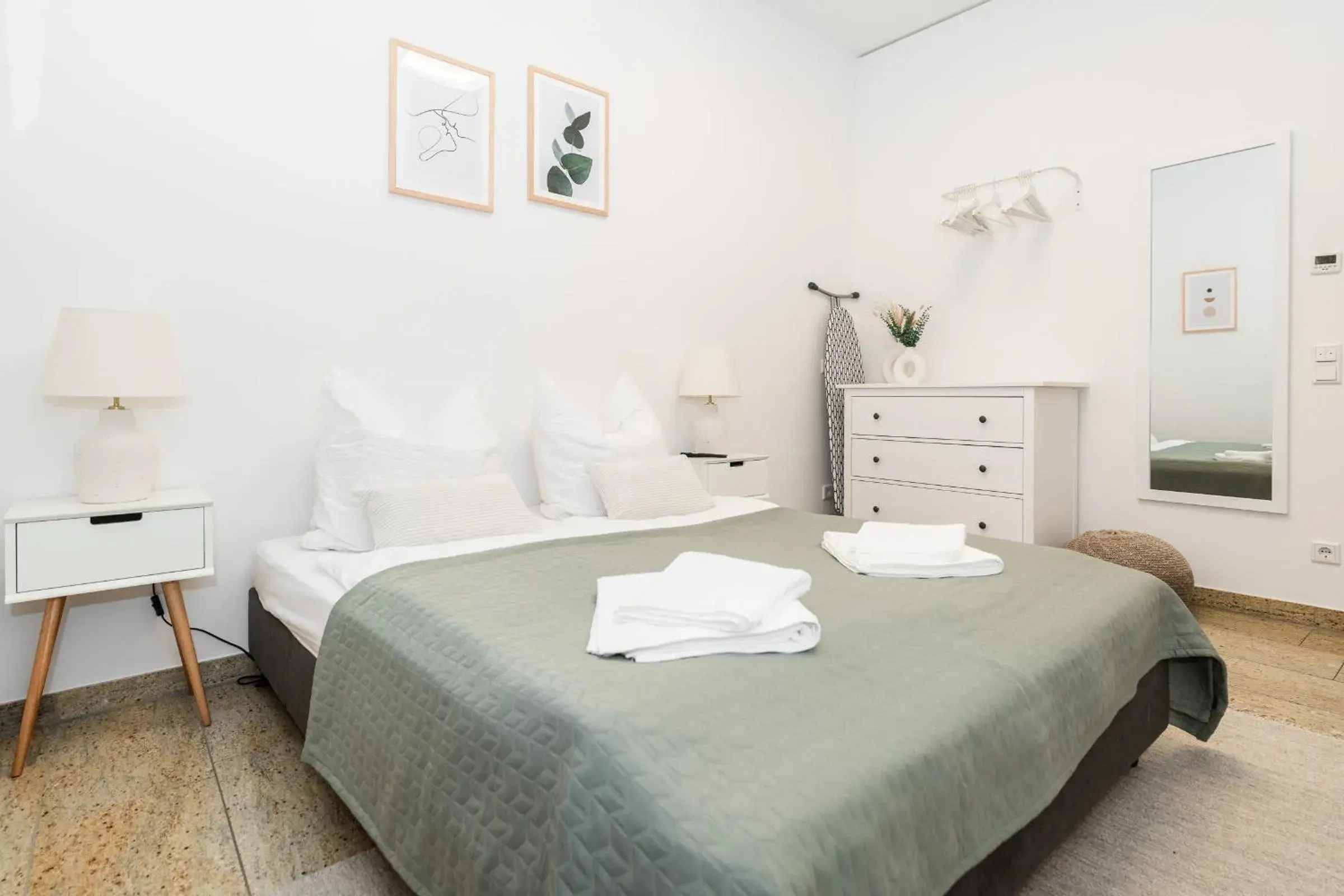 One-Bedroom Apartment - single occupancy in Global Living - Design Apartments I City Center I Balcony I Smart-TV I Kitchen I Dresden One-Bedroom Apartment - single occupancy in Global Living - Design Apartments I City Center I Balcony I Smart-TV I Kitchen I Dresden