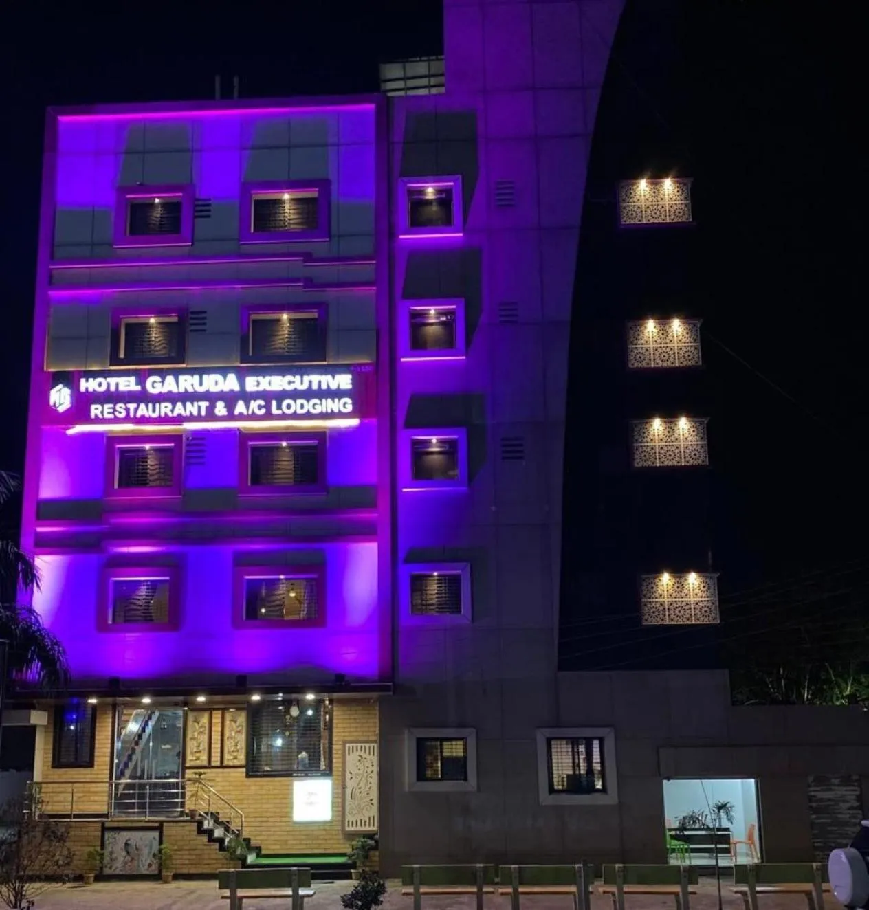 Hotel Garuda Executive Latur