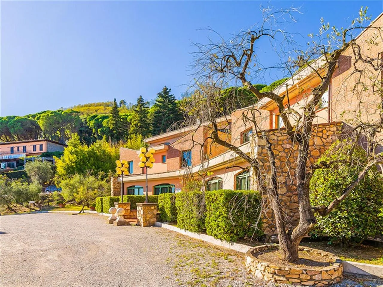 Parking in Albergo Santa Barbara