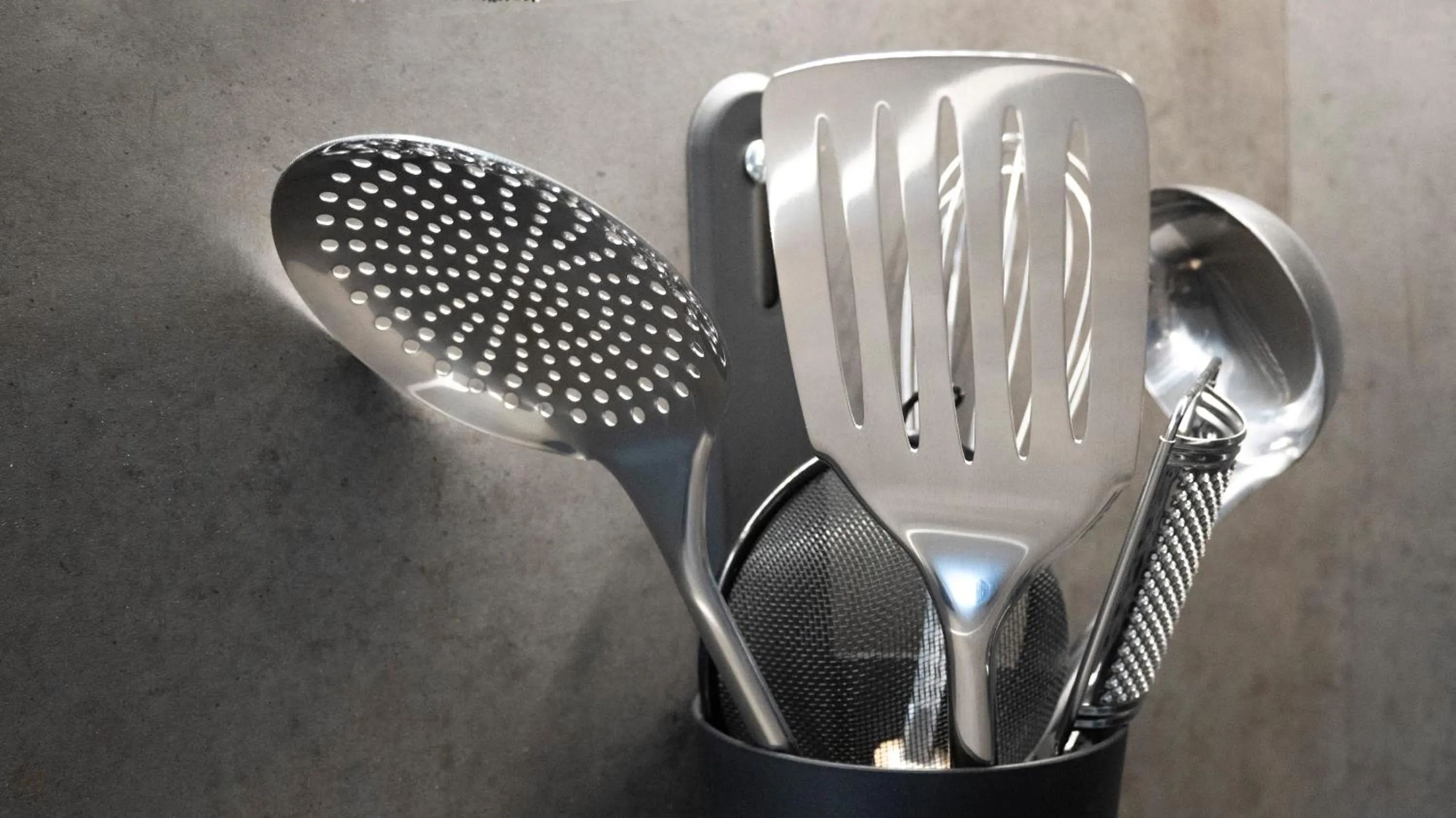 kitchen in Komody Apartments