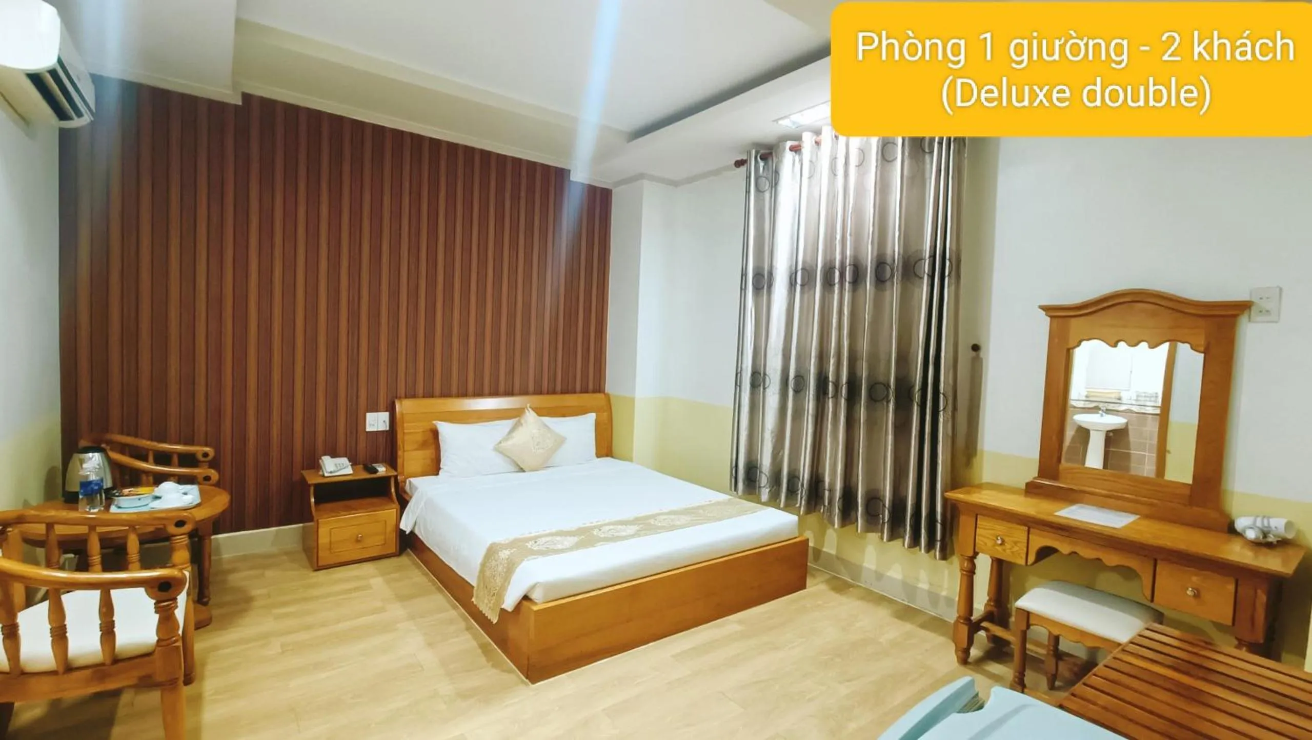 Bed in Linh Phuong 8 Hotel - 24 hours stay