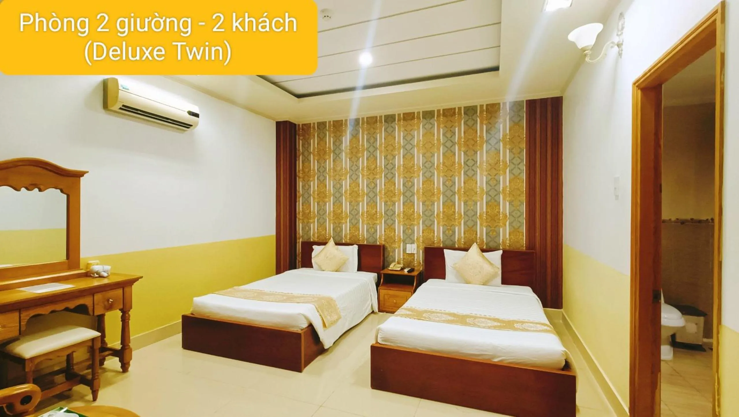 Bed in Linh Phuong 8 Hotel - 24 hours stay