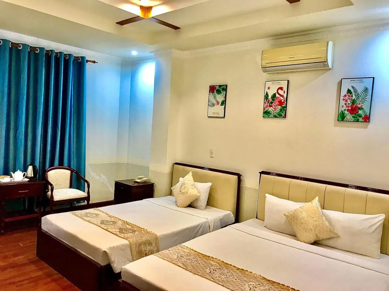 Bed in Linh Phuong 8 Hotel - 24 hours stay