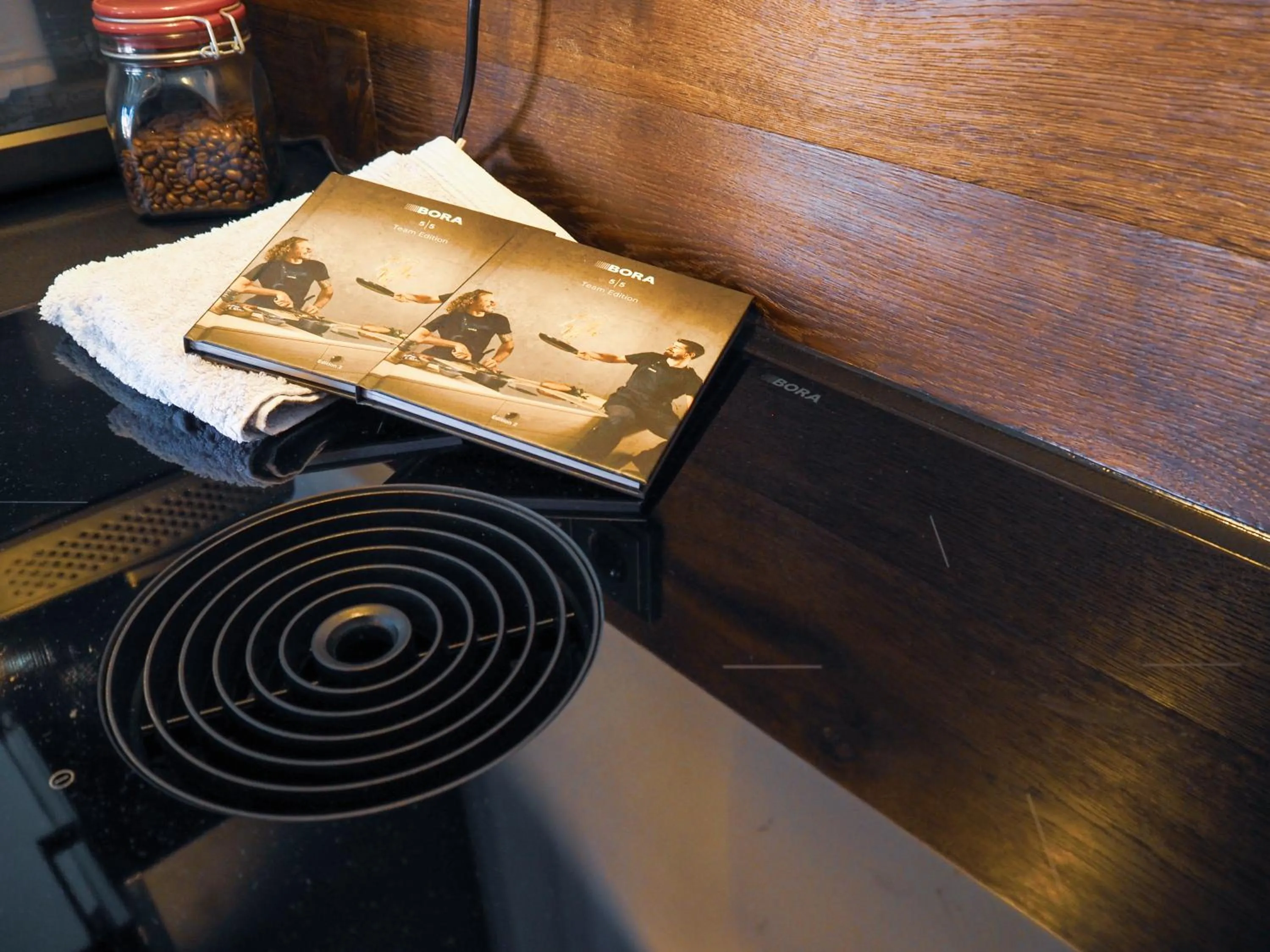 Kitchen or kitchenette in Design Hotel ALPENLIEBE - - - - Boutique-Flair - - - -