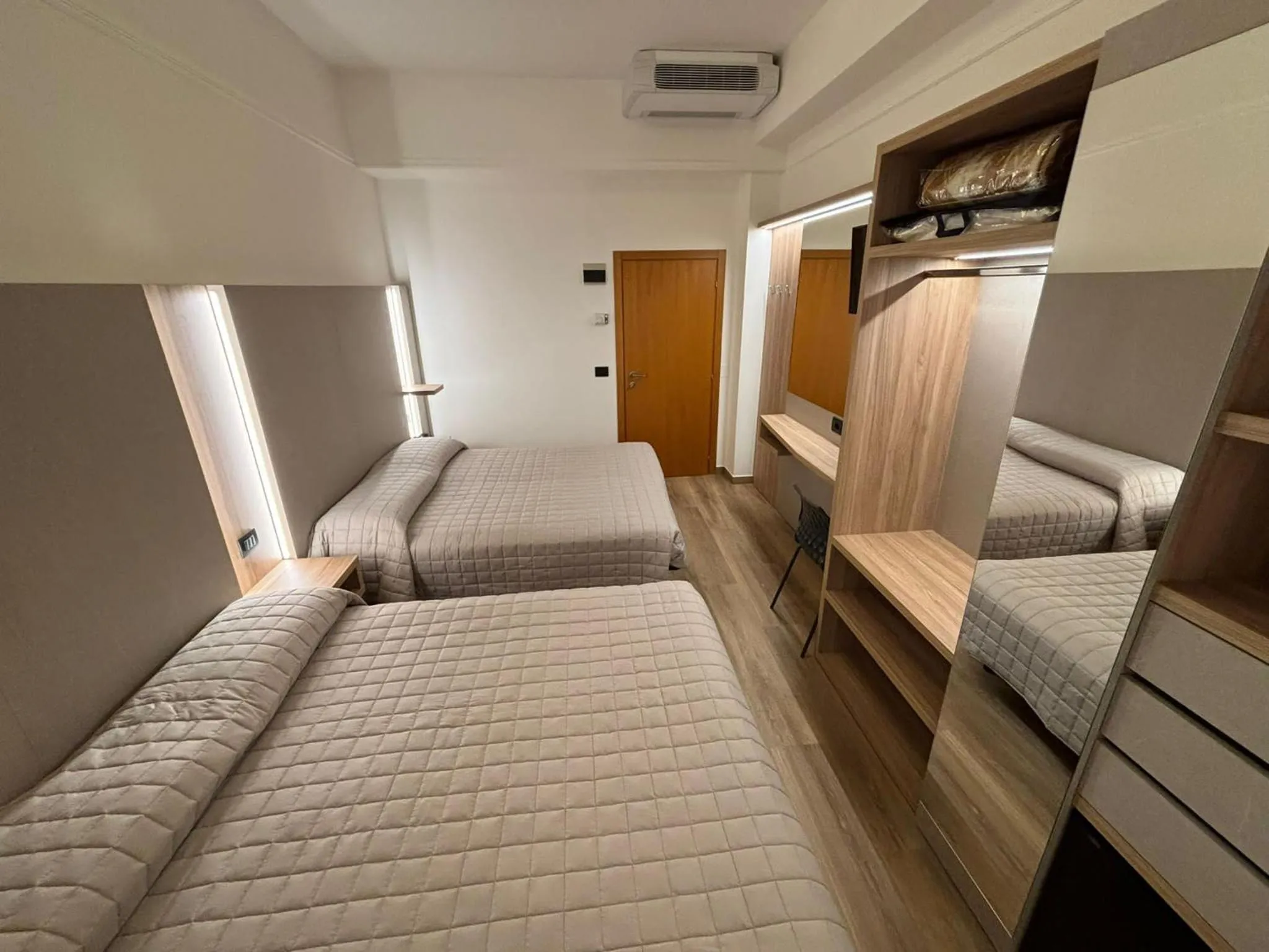 Bed in Hotel Cobalto