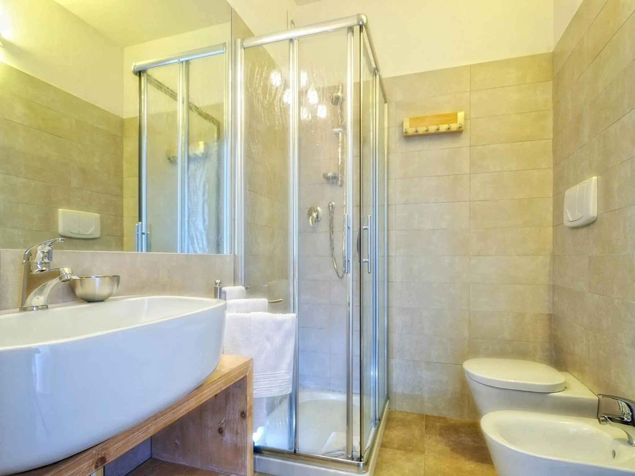 Shower in B&B Le Cale