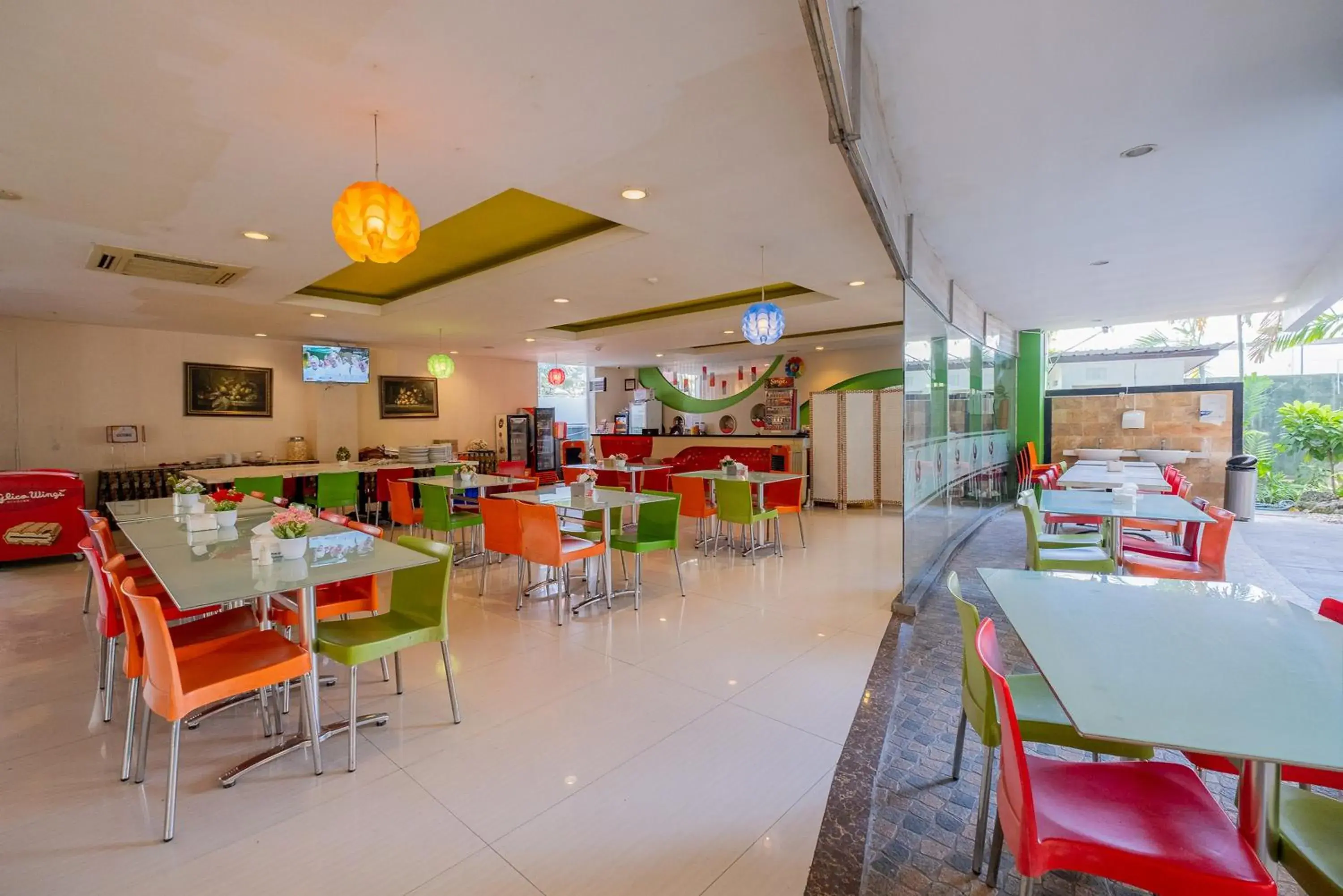 Restaurant/places to eat in RedDoorz Premium @ Jalan Veteran Bojonegoro Restaurant/places to eat in RedDoorz Premium @ Jalan Veteran Bojonegoro