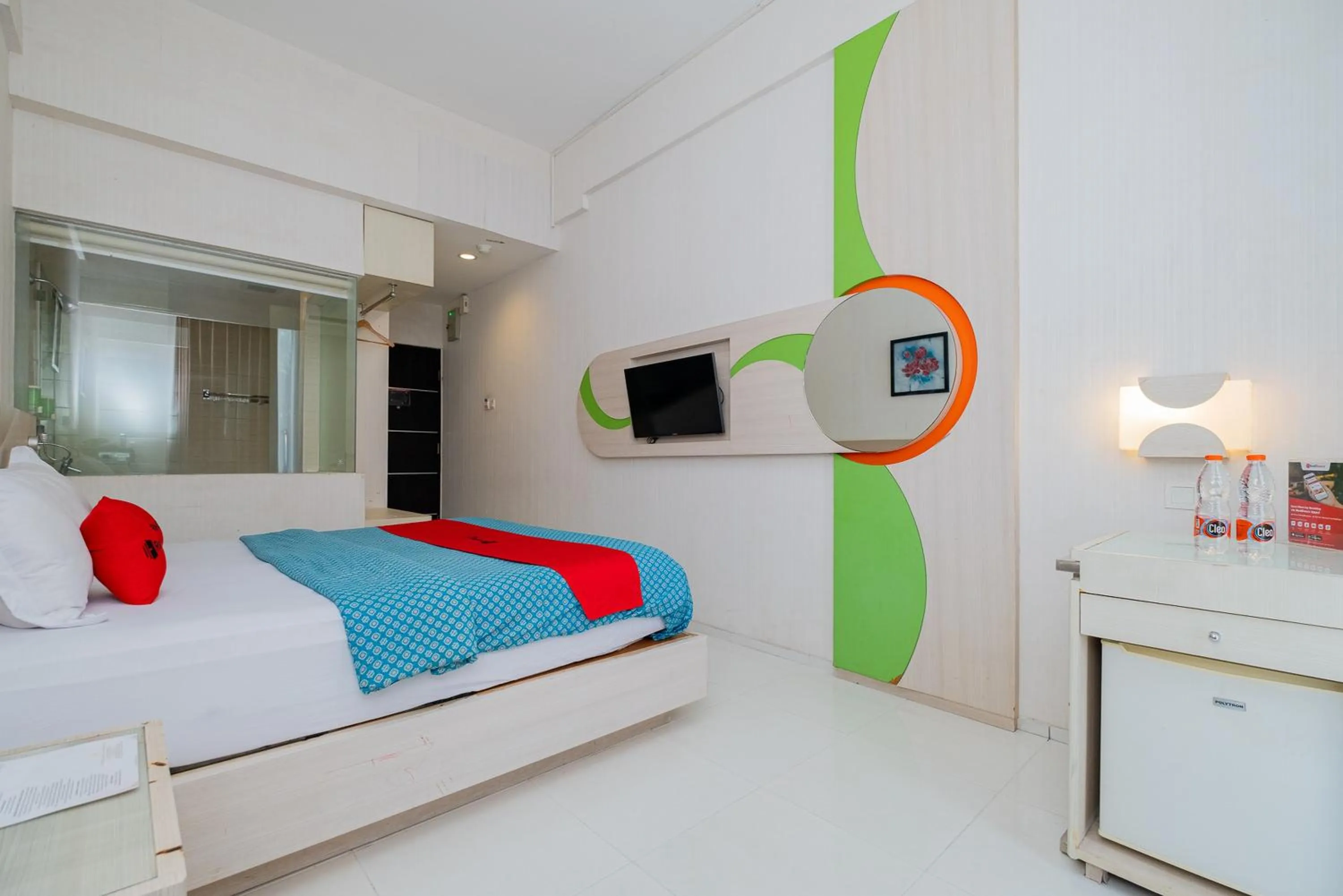 Bed in RedDoorz Premium @ Jalan Veteran Bojonegoro