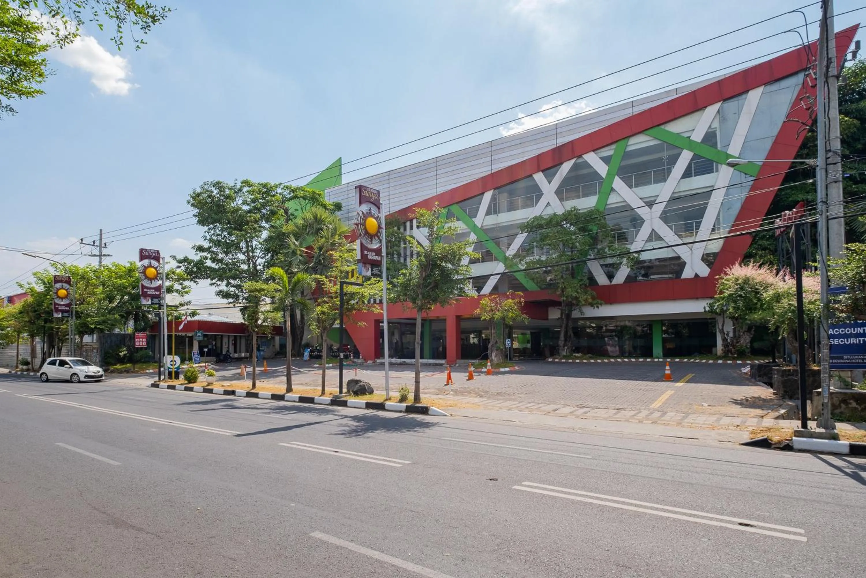 Property building in RedDoorz Premium @ Jalan Veteran Bojonegoro