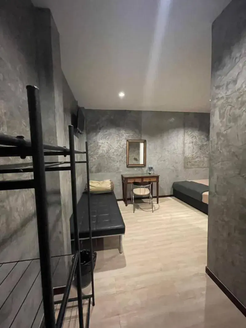 Bed in BKK TEAK Hostel Bed in BKK TEAK Hostel