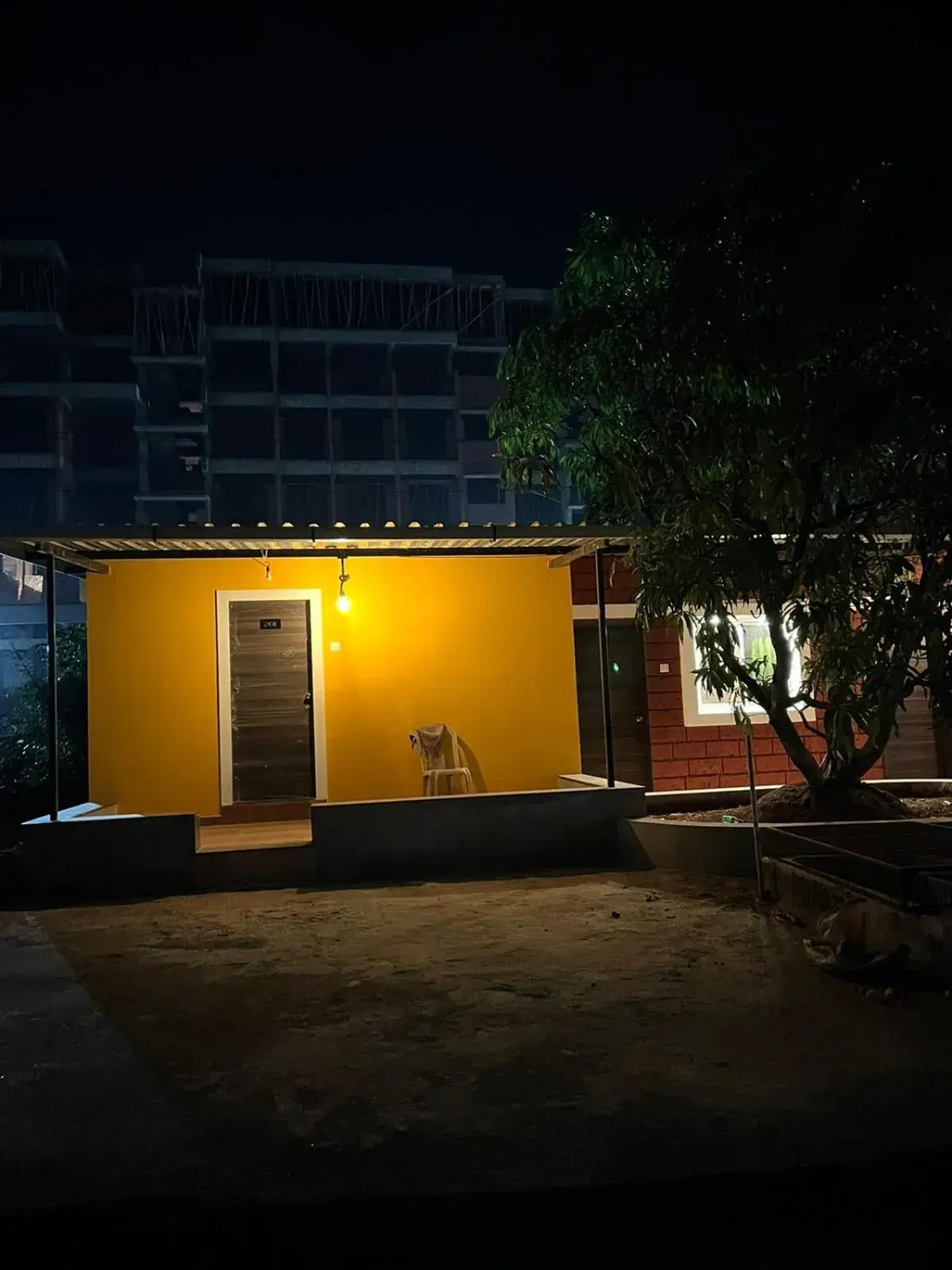 Property building in Hemprabha Bed & Breakfast, Ratnagiri Property building in Hemprabha Bed & Breakfast, Ratnagiri